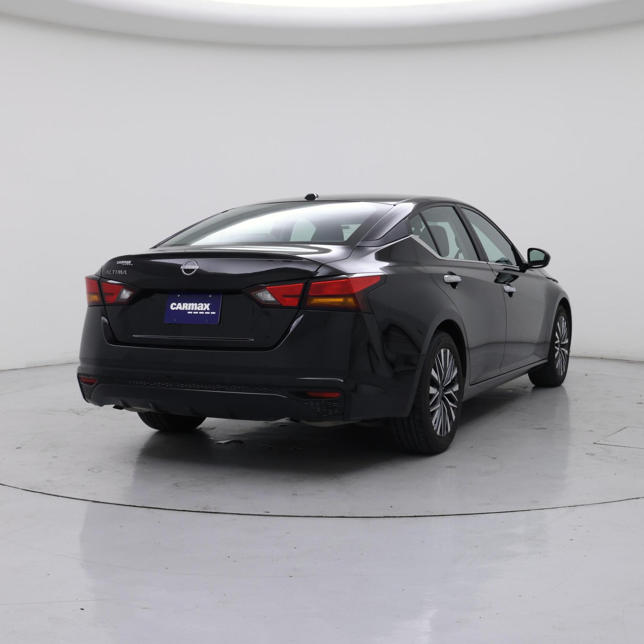 Thumbnail: 2025 Nissan Altima - 8