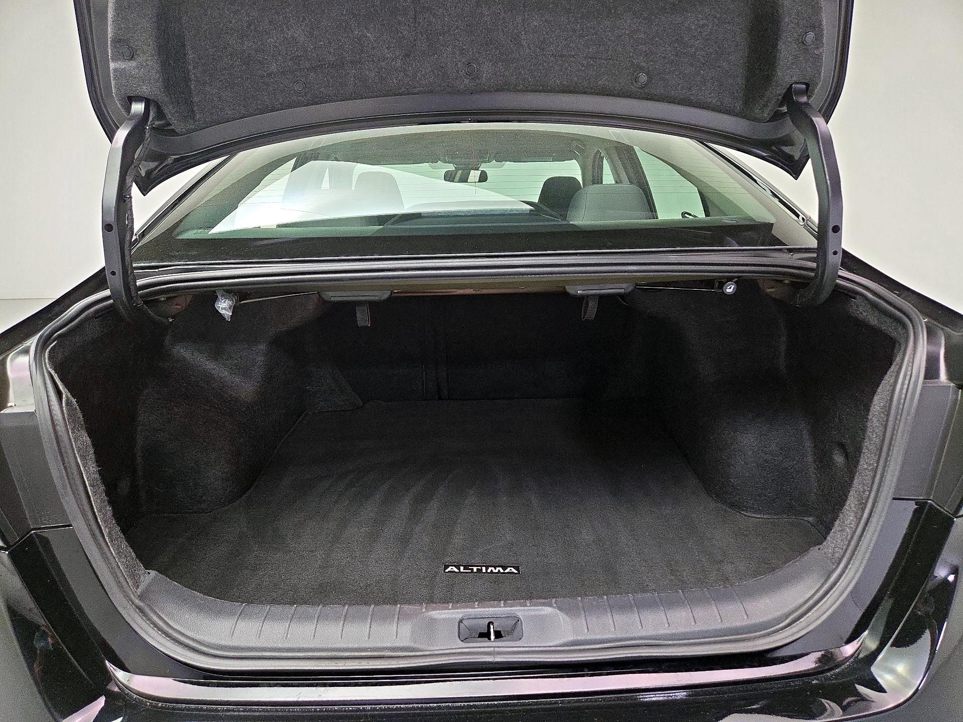 Thumbnail: 2025 Nissan Altima - 20