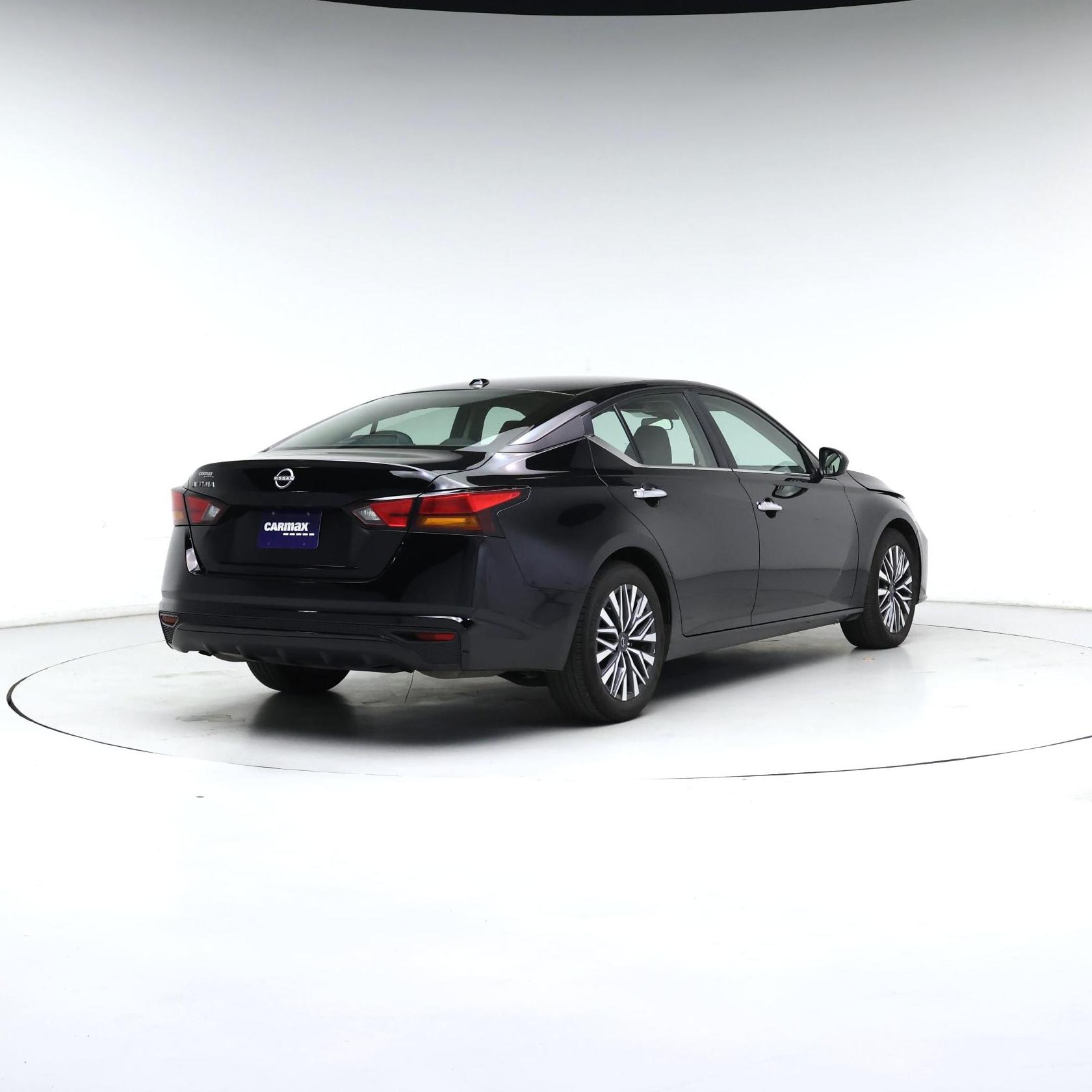 Thumbnail: 2025 Nissan Altima - 8