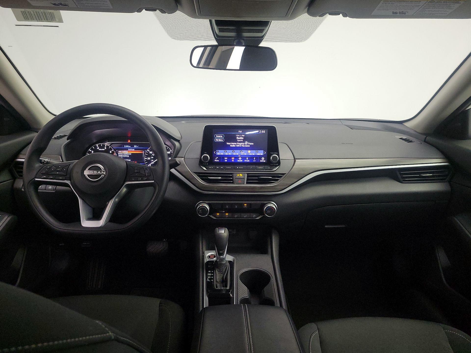 Thumbnail: 2025 Nissan Altima - 9