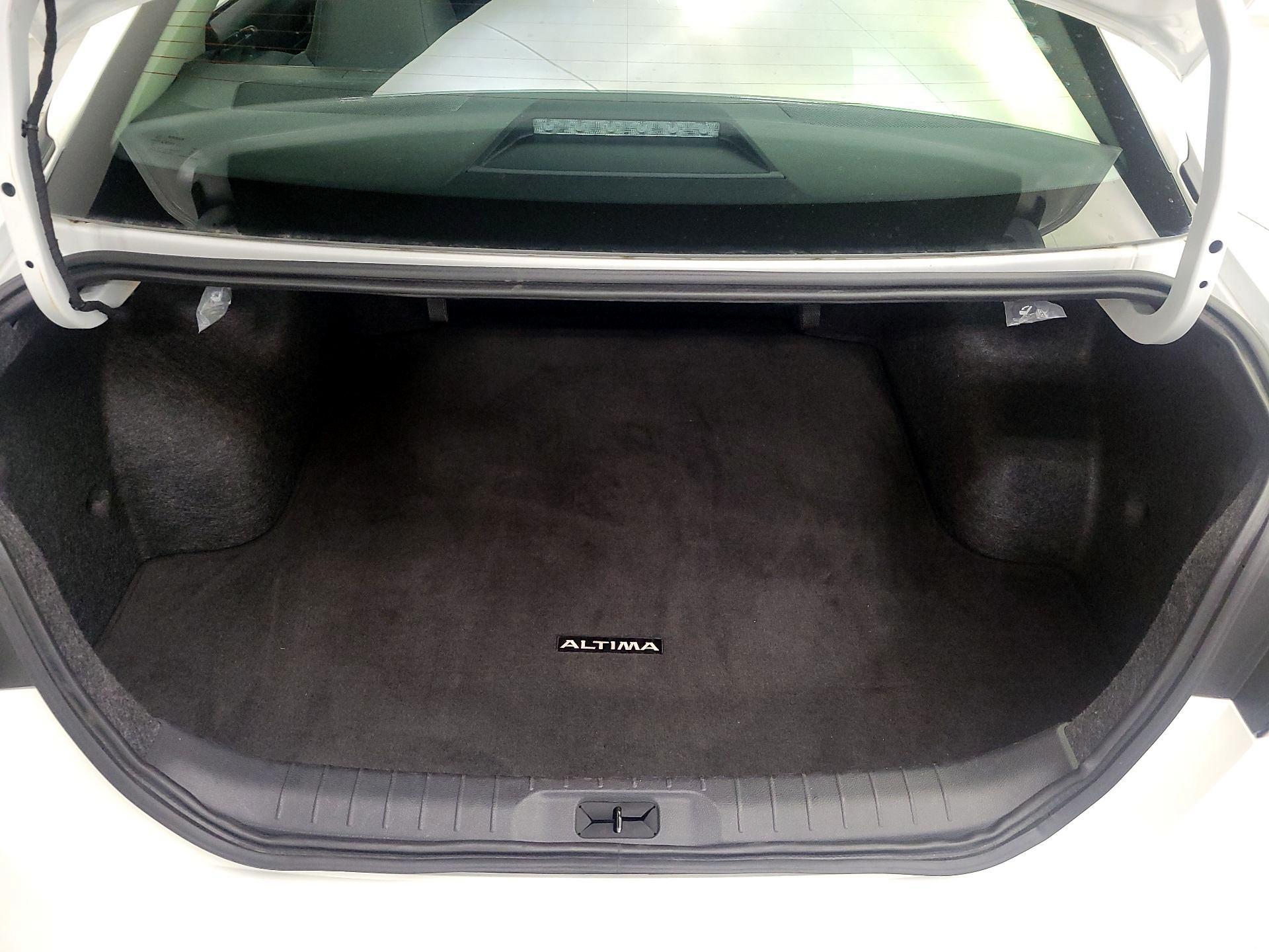 Thumbnail: 2025 Nissan Altima - 20