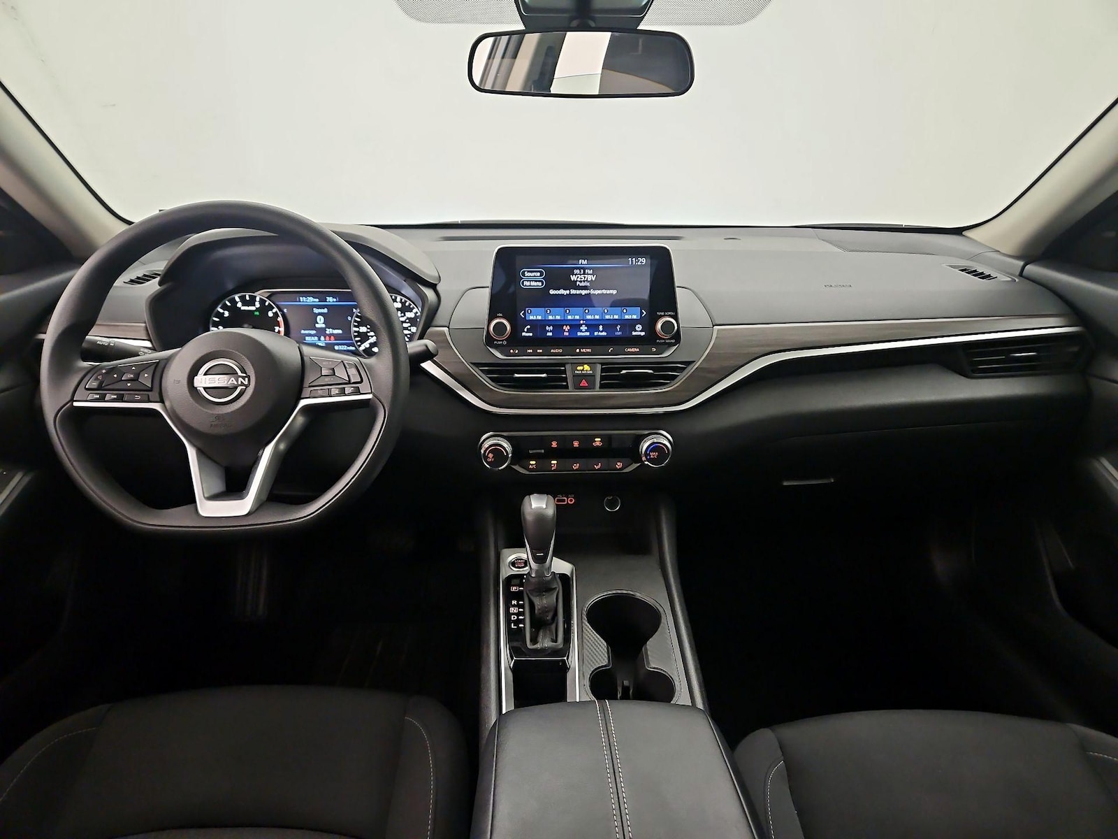 2025 Nissan Altima SV - Photo 10