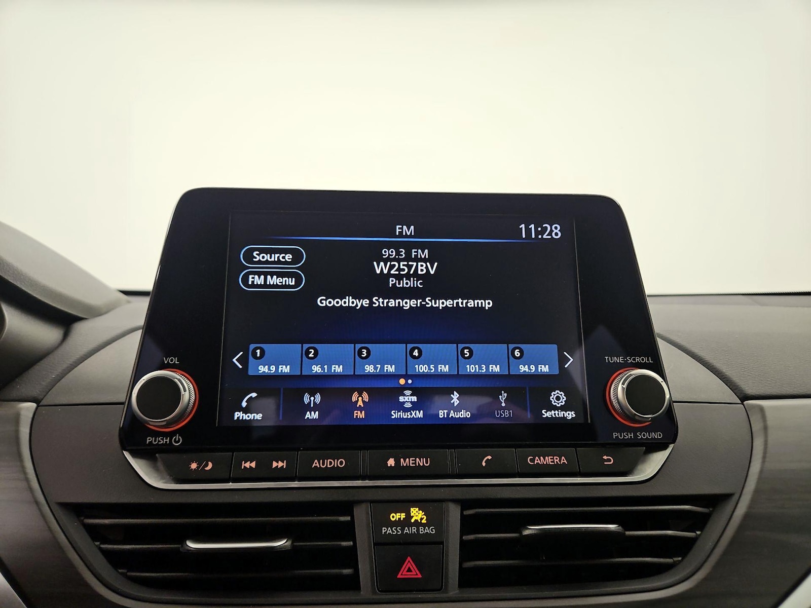 2025 Nissan Altima SV - Photo 16