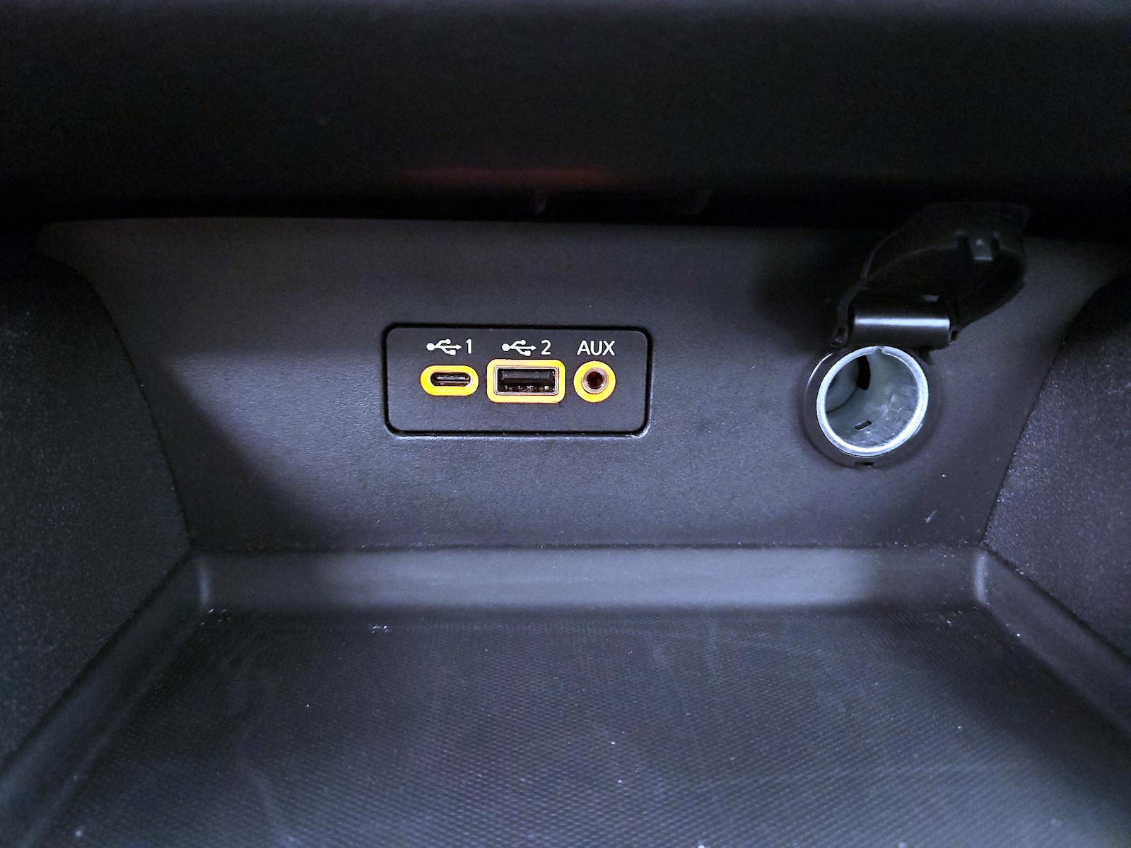 2025 Nissan Altima SV - Photo 19