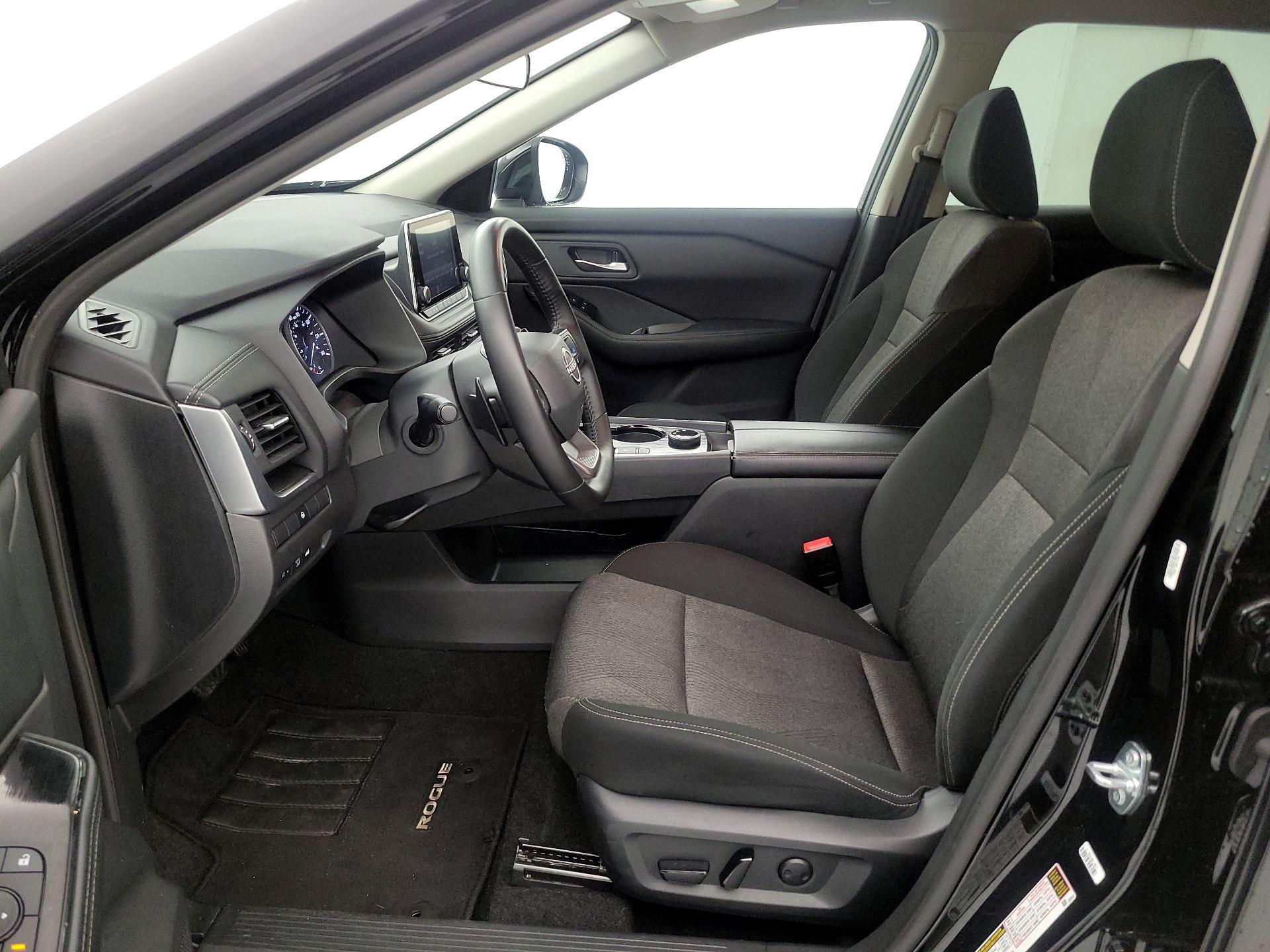 Thumbnail: 2025 Nissan Rogue - 11