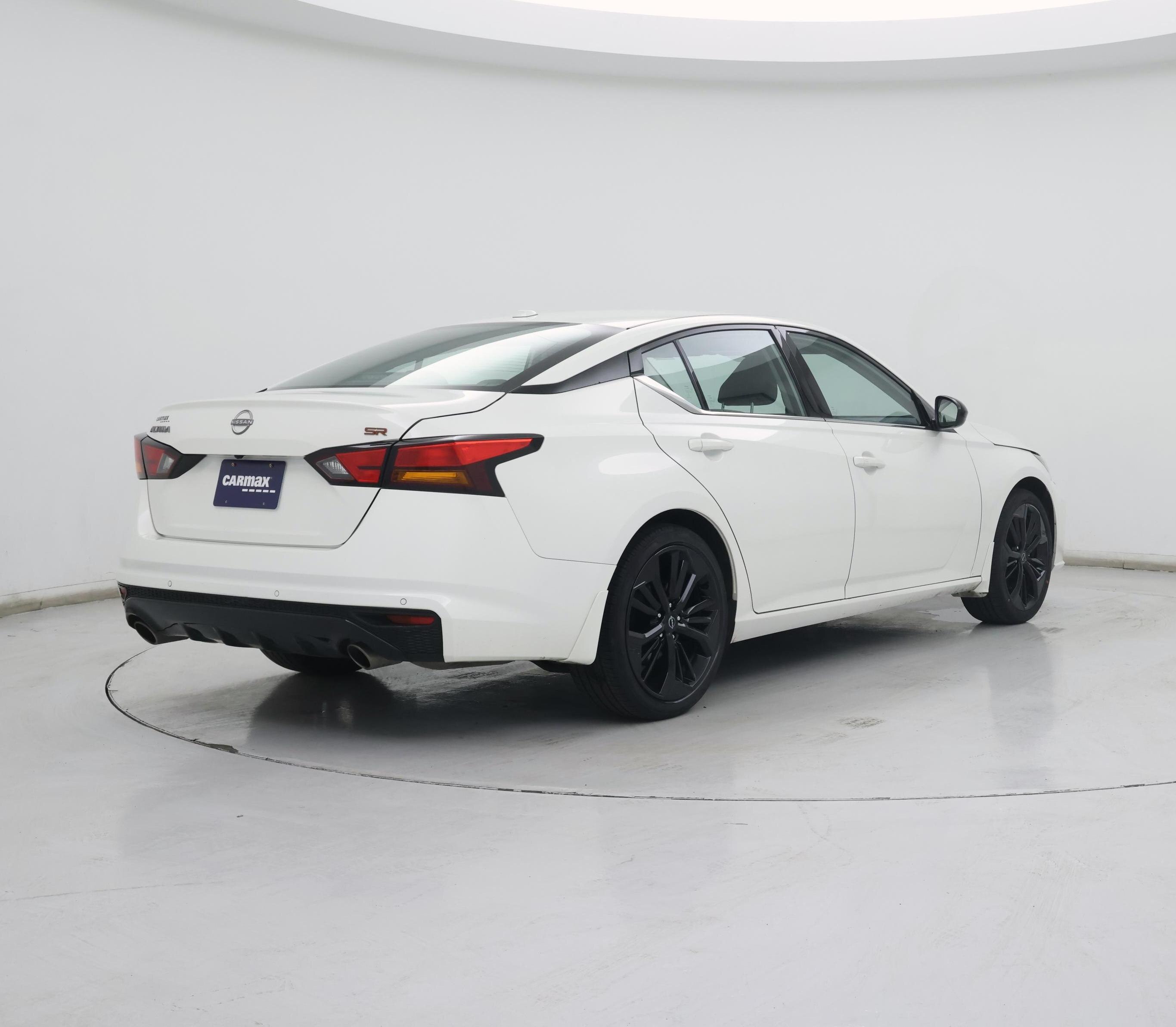 Thumbnail: 2025 Nissan Altima - 8