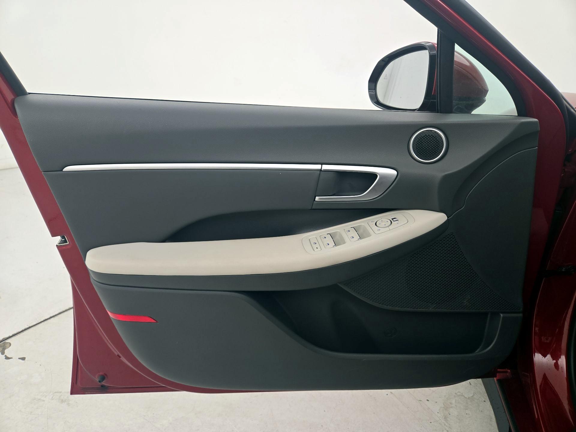 Thumbnail: 2025 Hyundai Sonata - 12