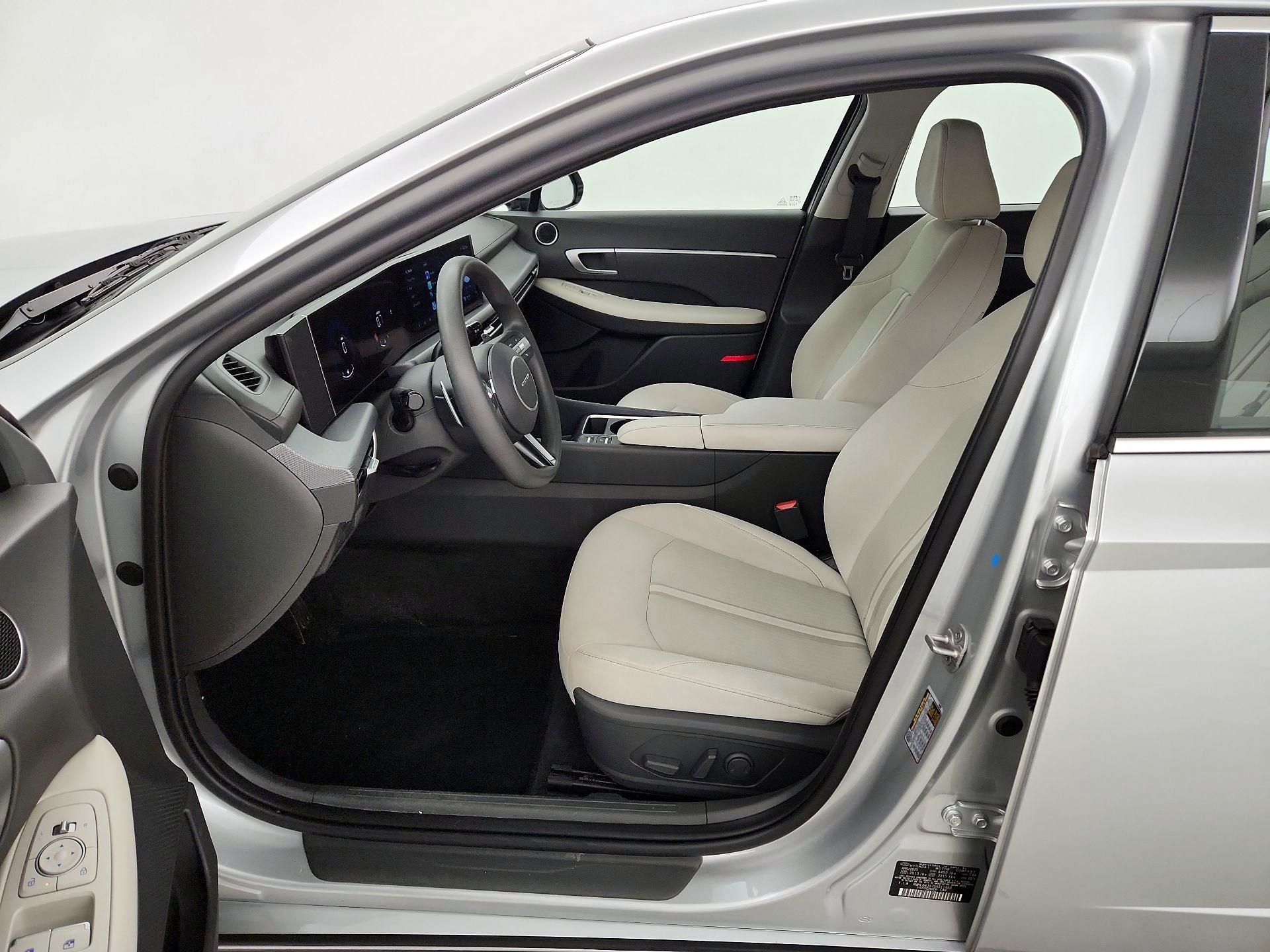 Thumbnail: 2025 Hyundai Sonata - 11