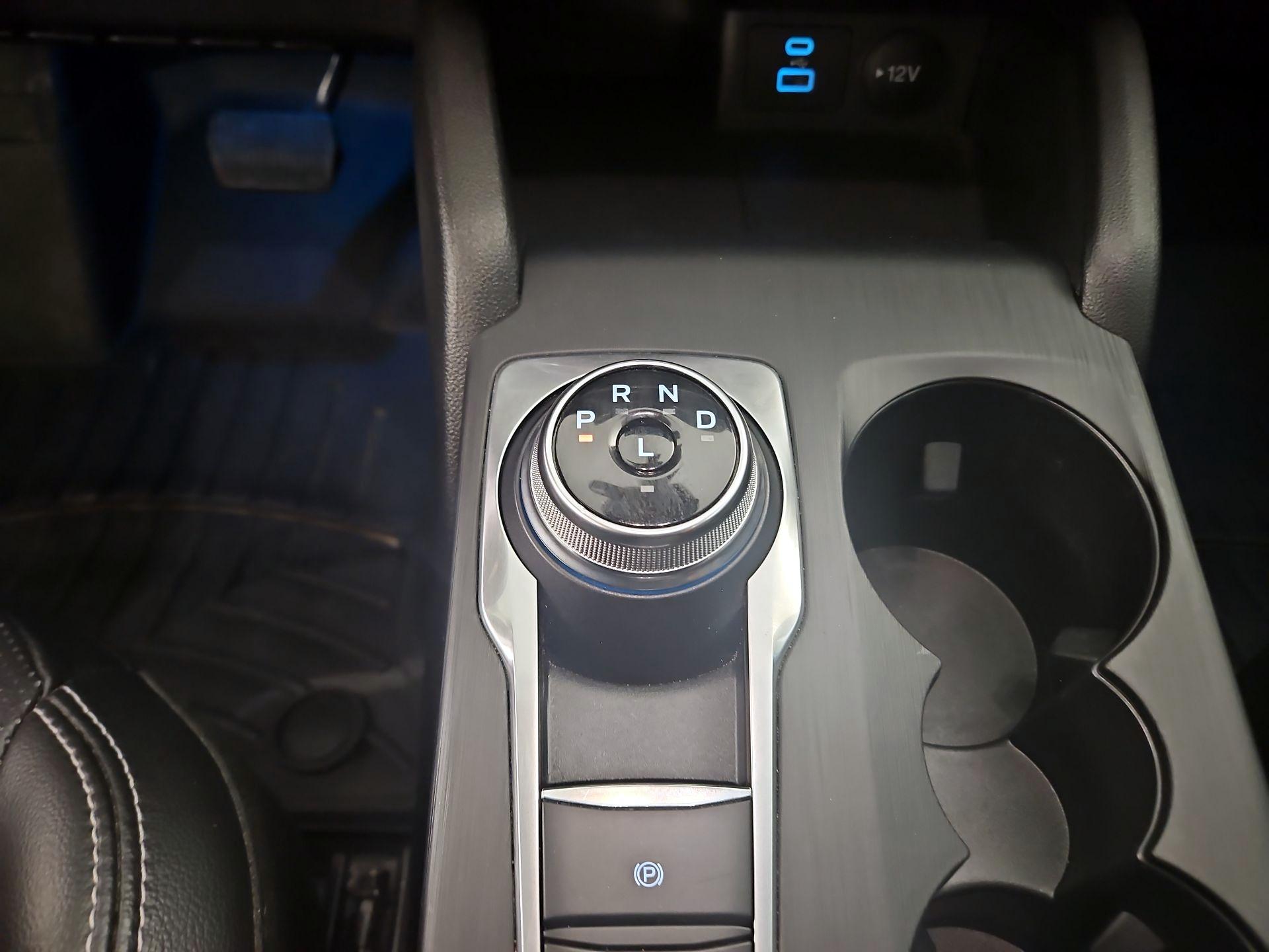 Thumbnail: 2022 Ford Escape - 18