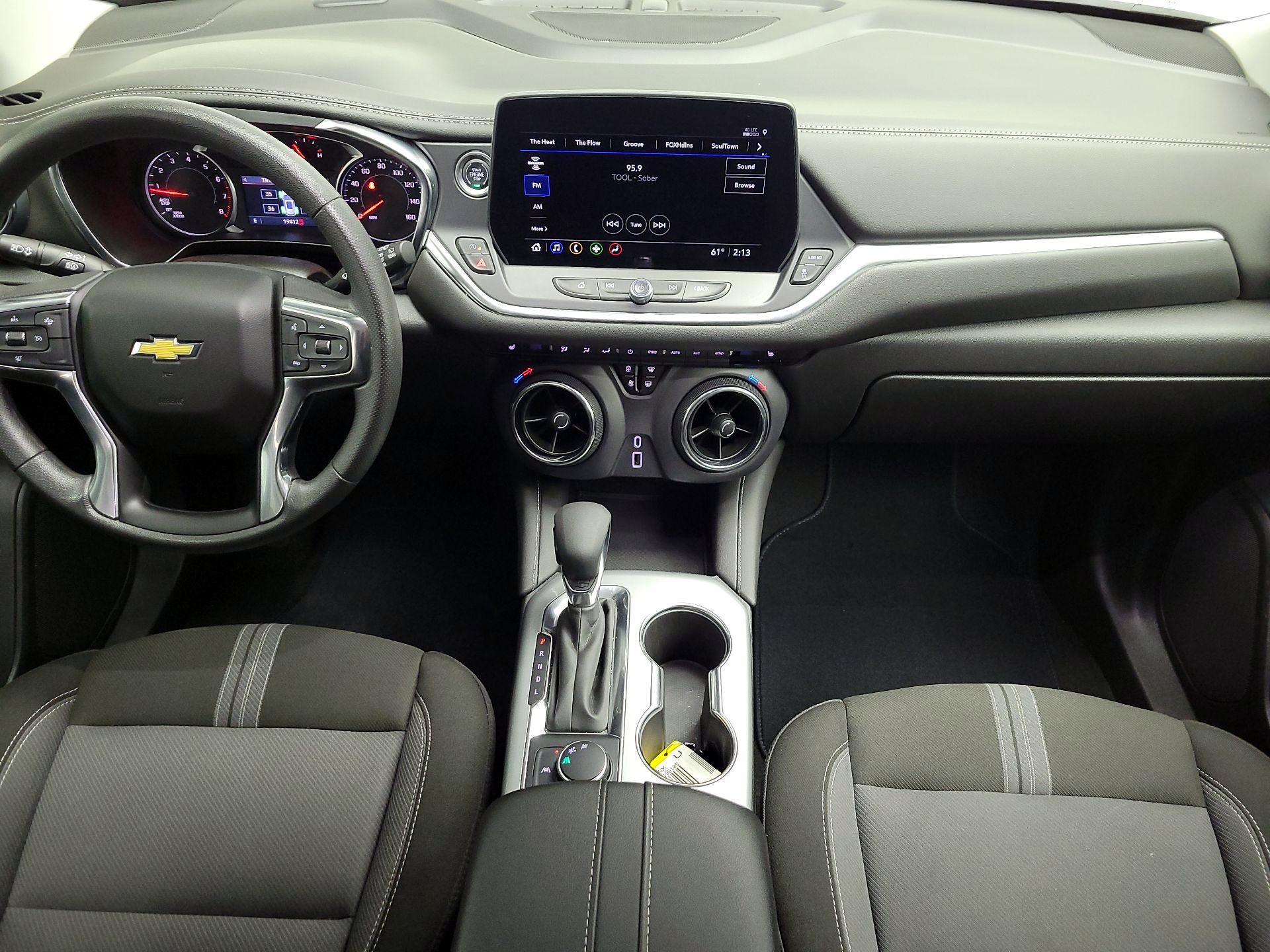 Thumbnail: 2025 Chevrolet Blazer - 9