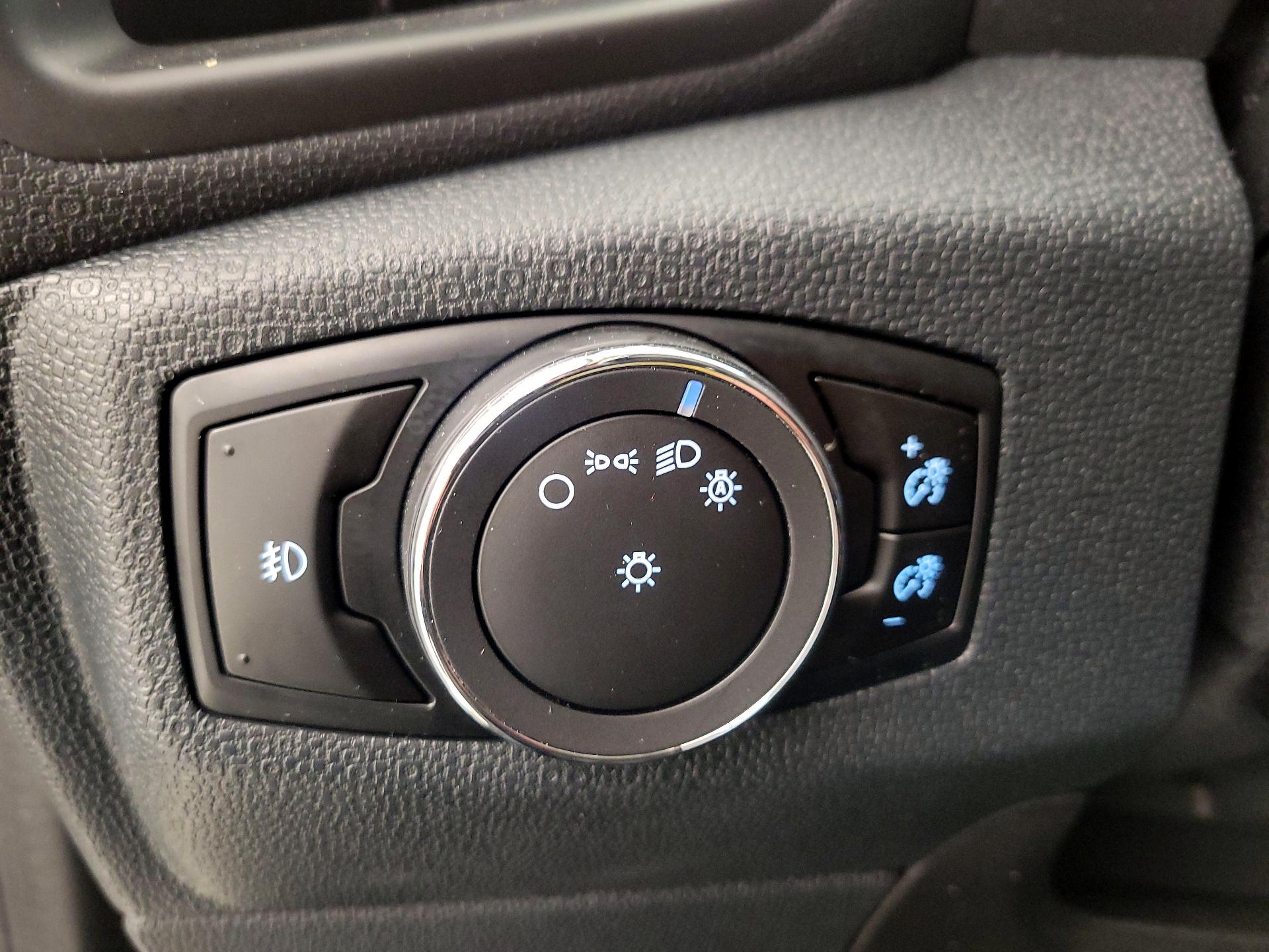 Thumbnail: 2021 Ford EcoSport - 13