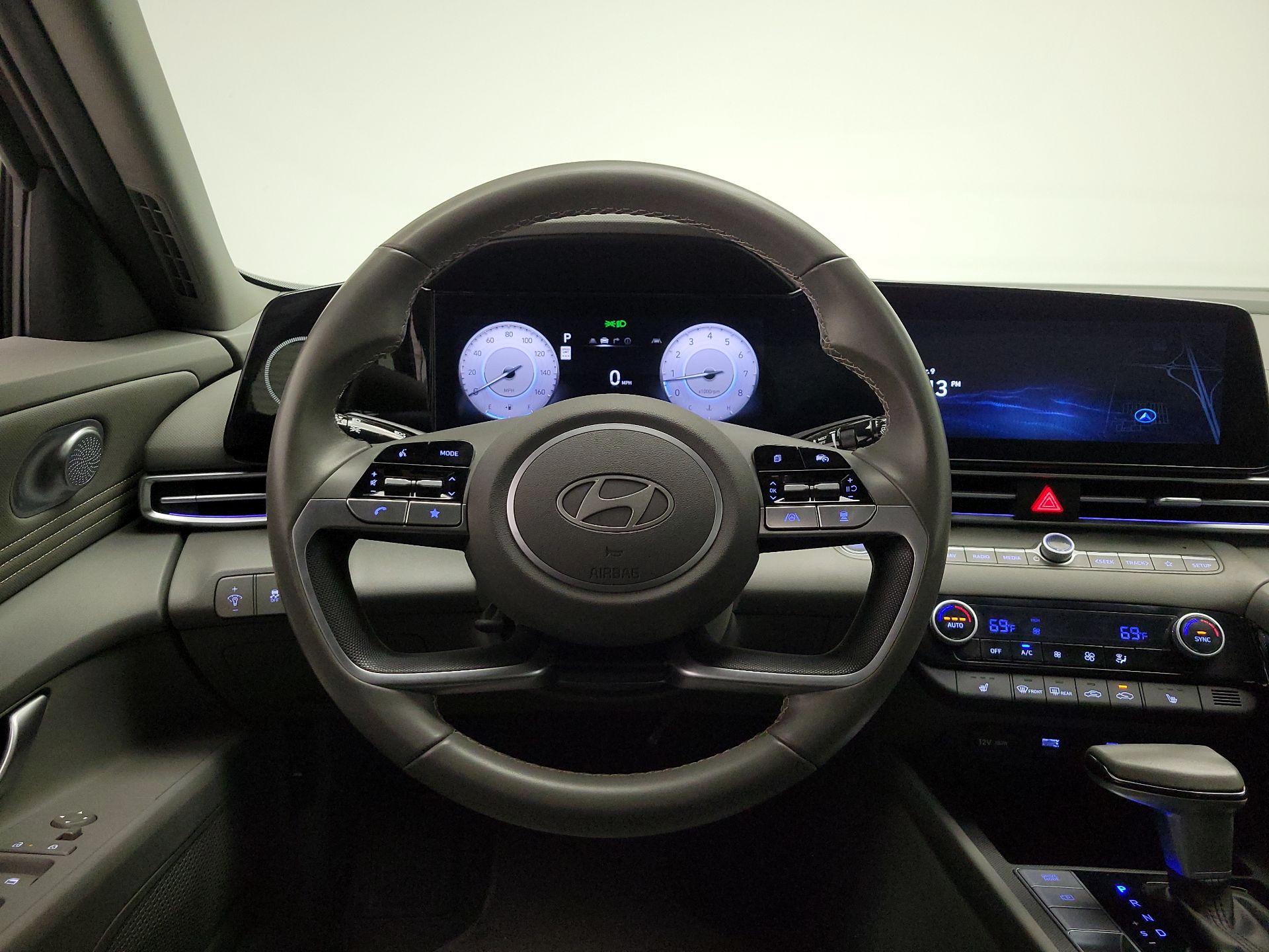 Thumbnail: 2025 Hyundai Elantra - 10