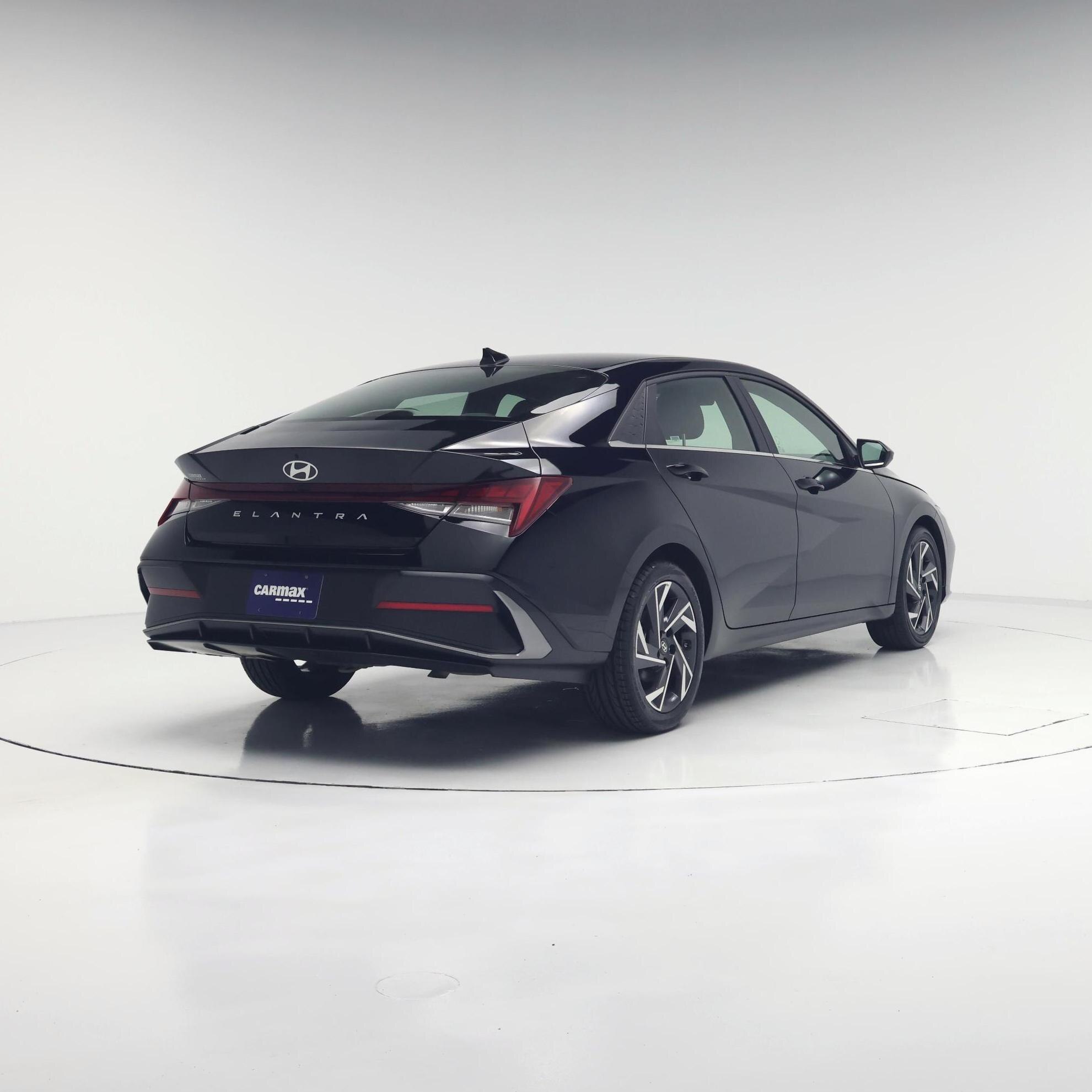 Thumbnail: 2025 Hyundai Elantra - 8