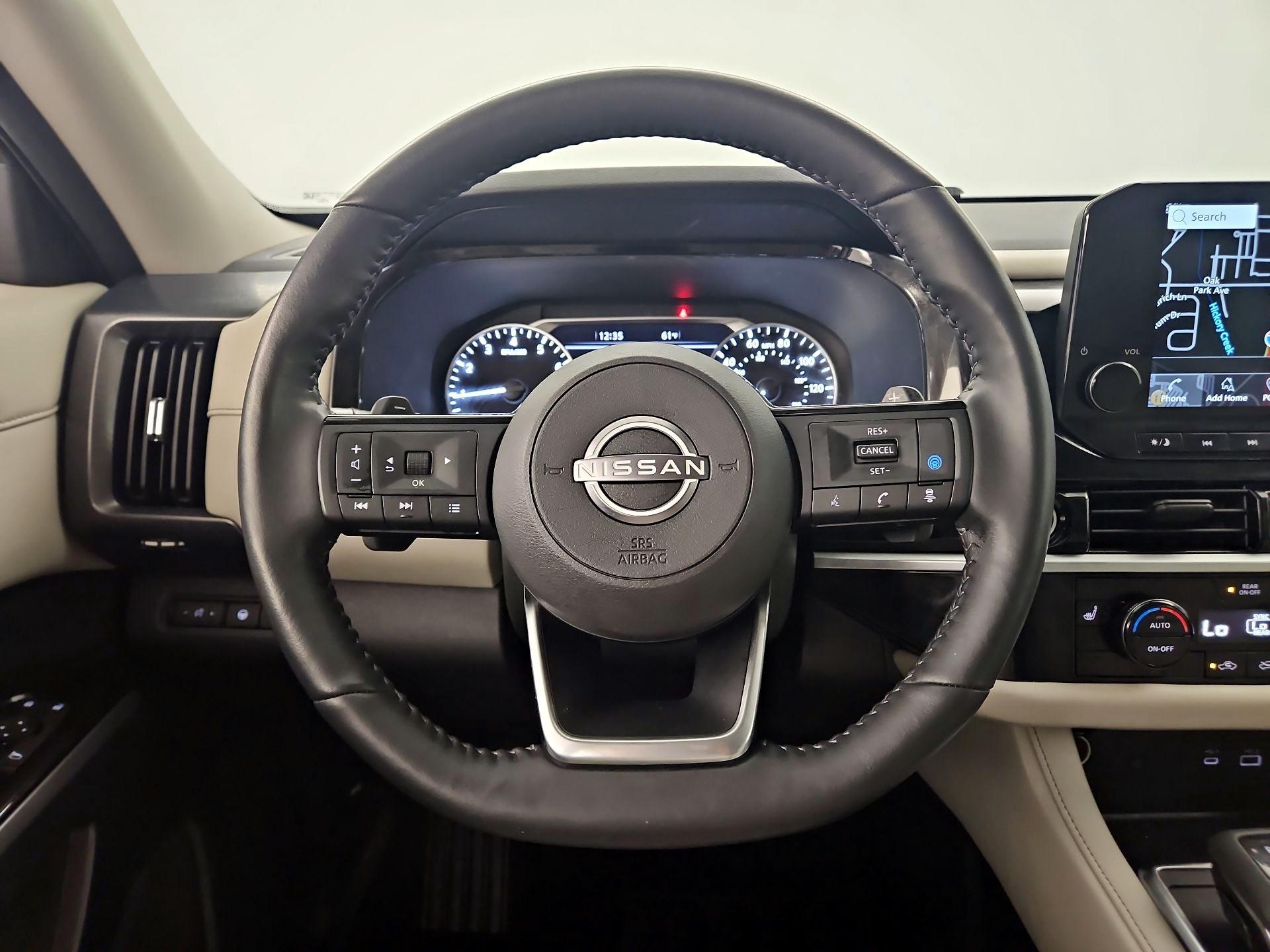 Thumbnail: 2023 Nissan Pathfinder - 10