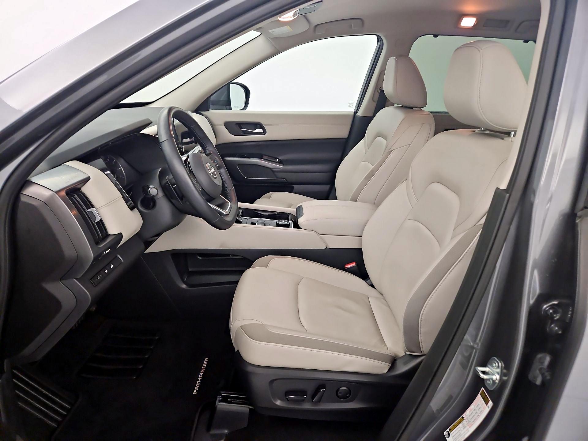 Thumbnail: 2023 Nissan Pathfinder - 11