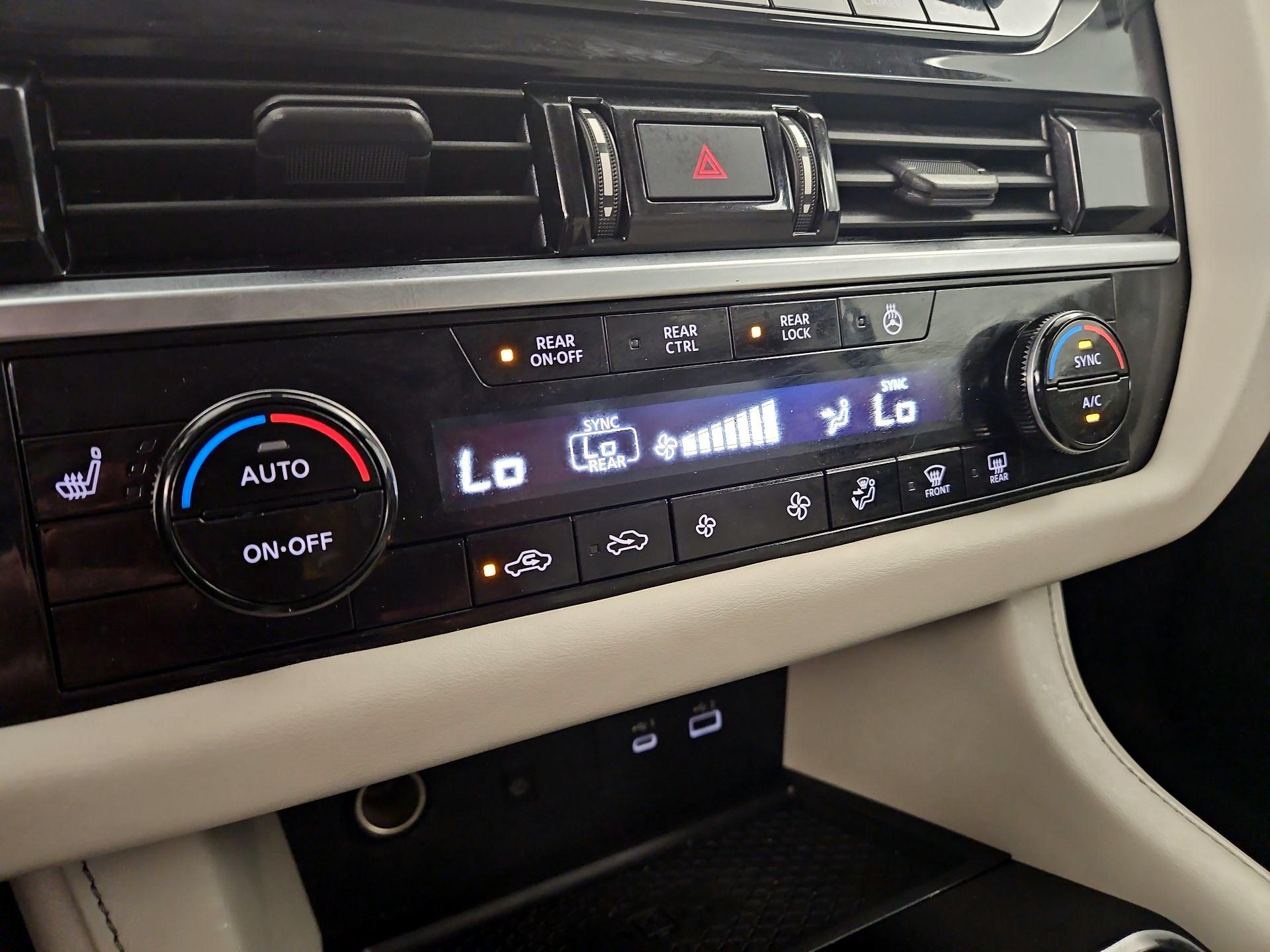 Thumbnail: 2023 Nissan Pathfinder - 17