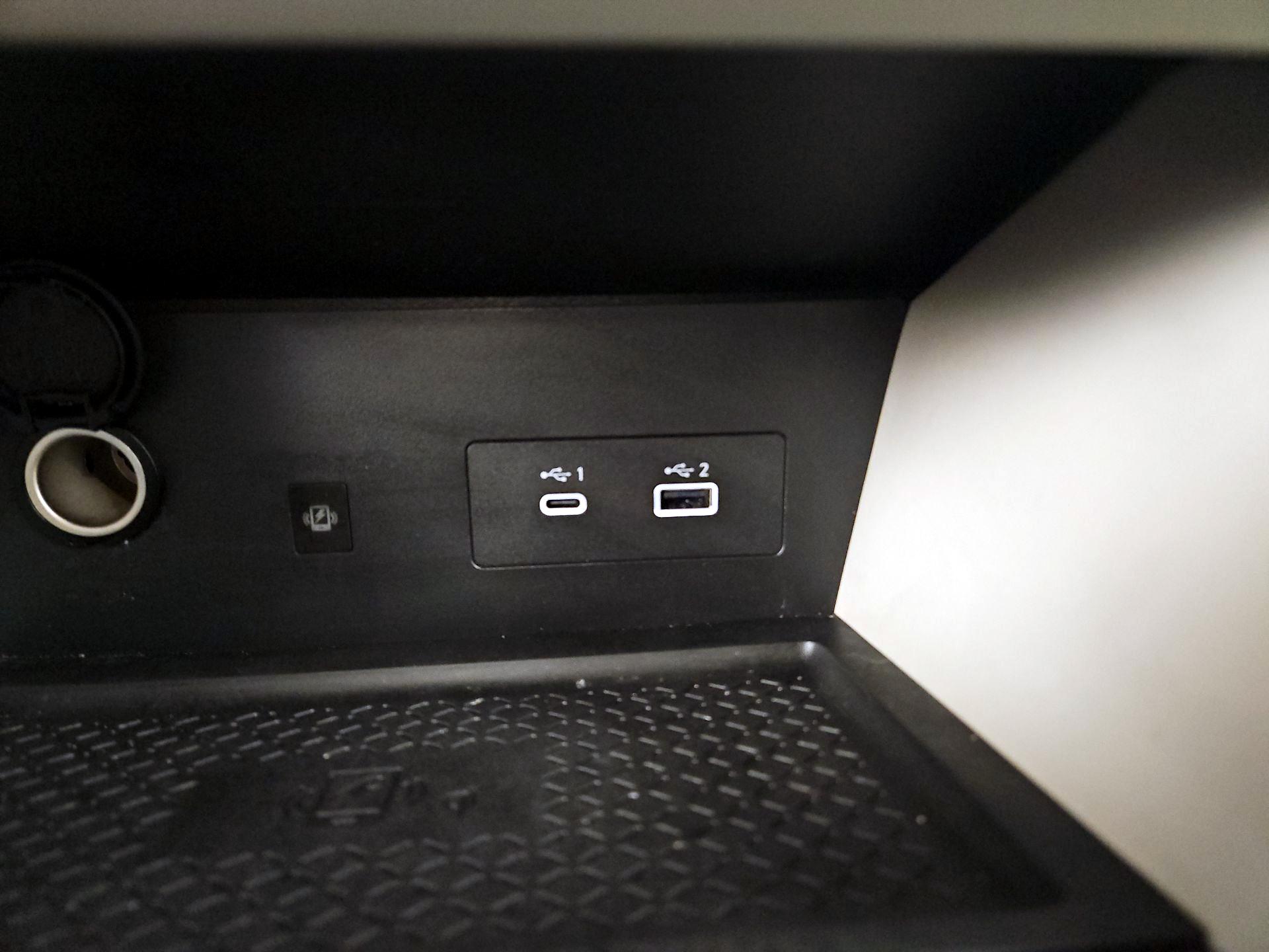 Thumbnail: 2023 Nissan Pathfinder - 19