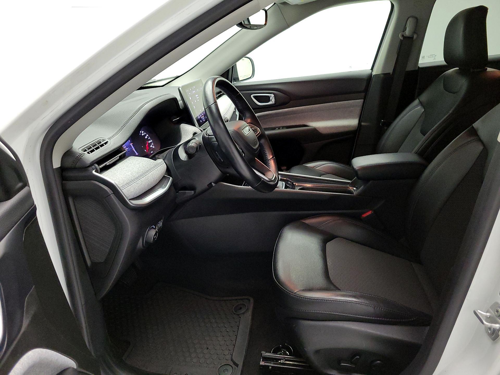 Thumbnail: 2022 Jeep Compass - 11