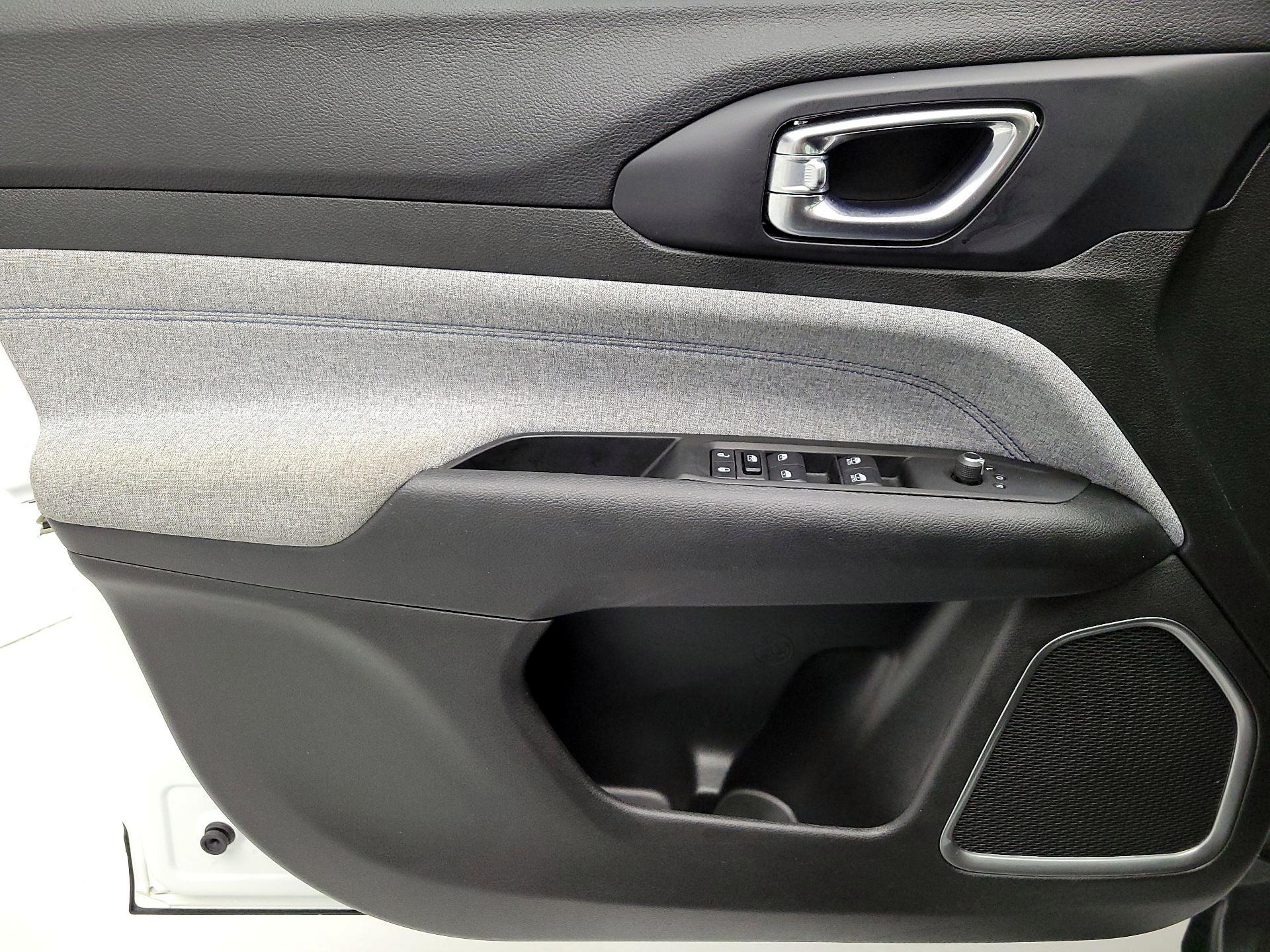 Thumbnail: 2022 Jeep Compass - 12