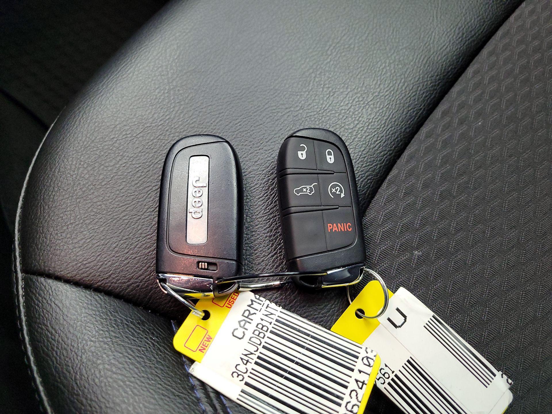 Thumbnail: 2022 Jeep Compass - 18