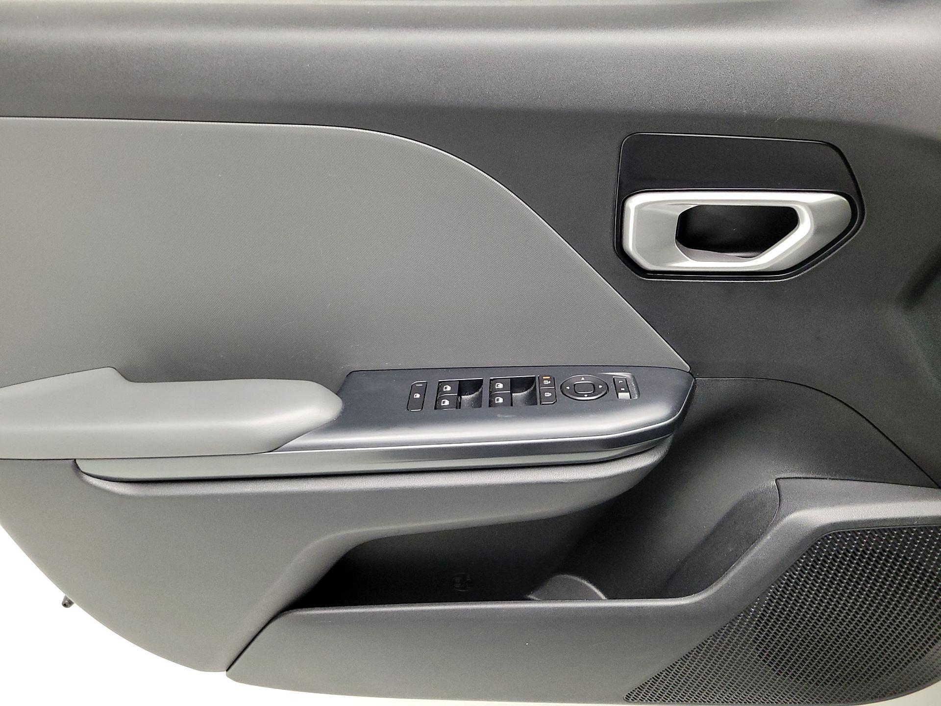 Thumbnail: 2025 Kia K4 - 12