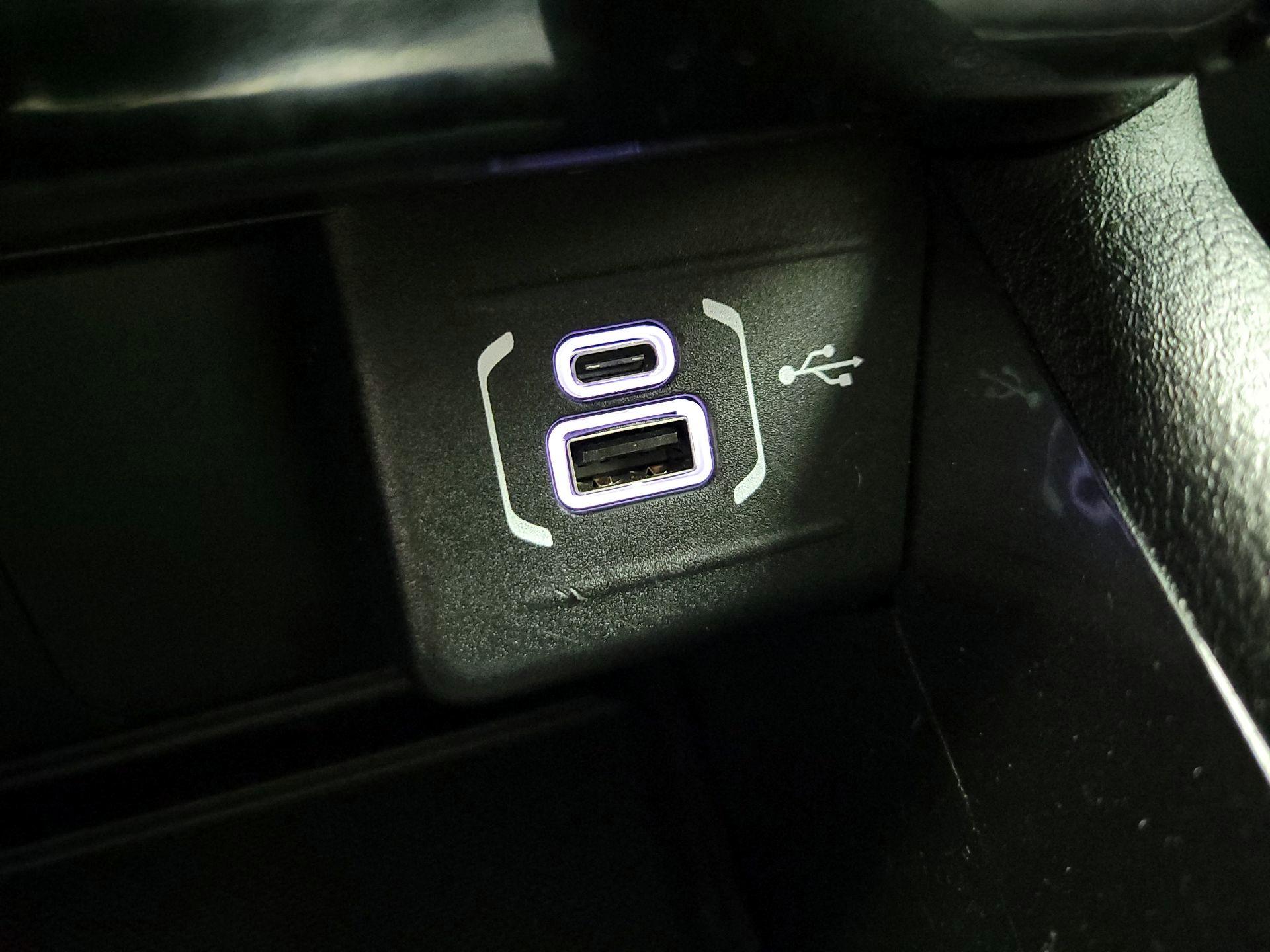 Thumbnail: 2022 Jeep Compass - 17