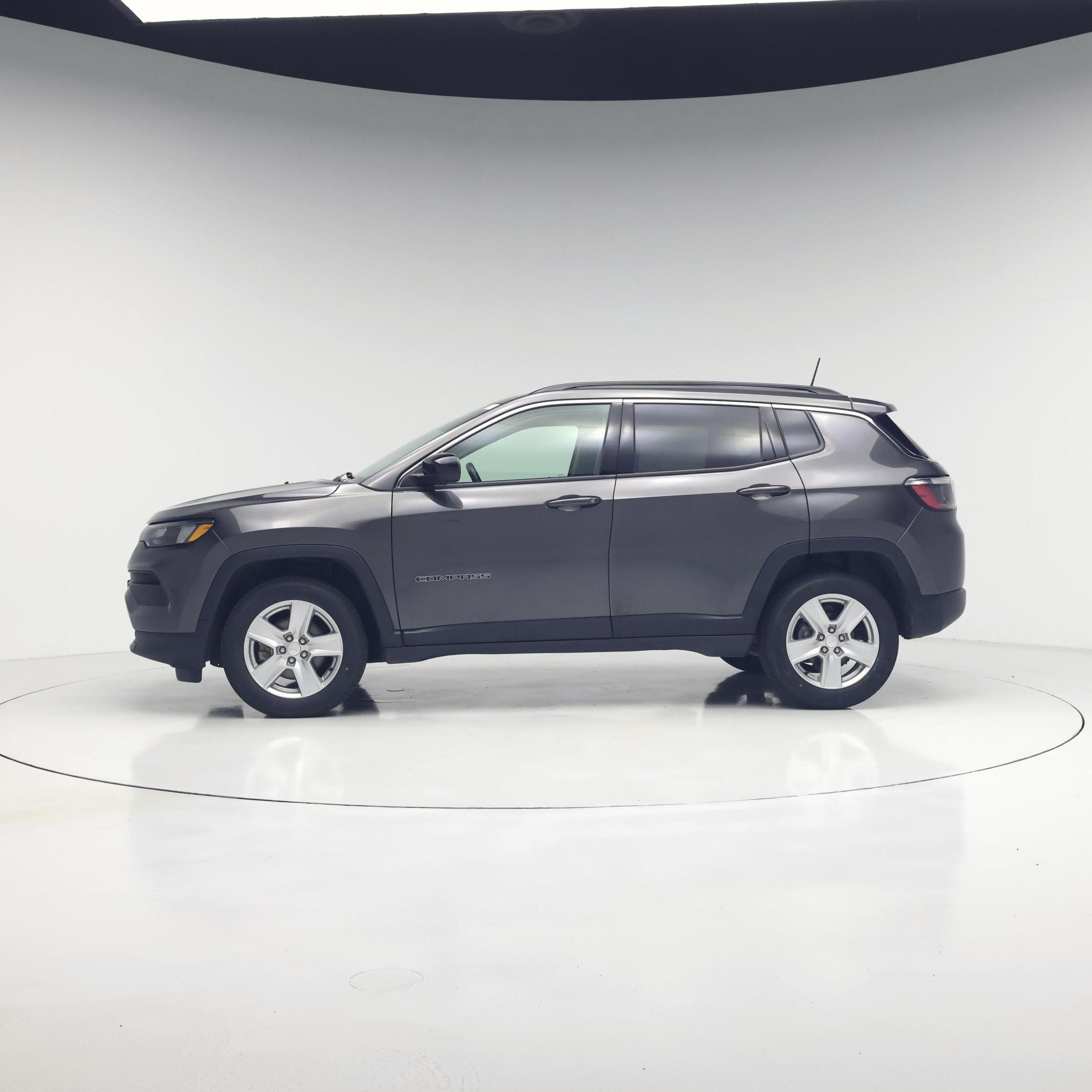 Thumbnail: 2022 Jeep Compass - 3