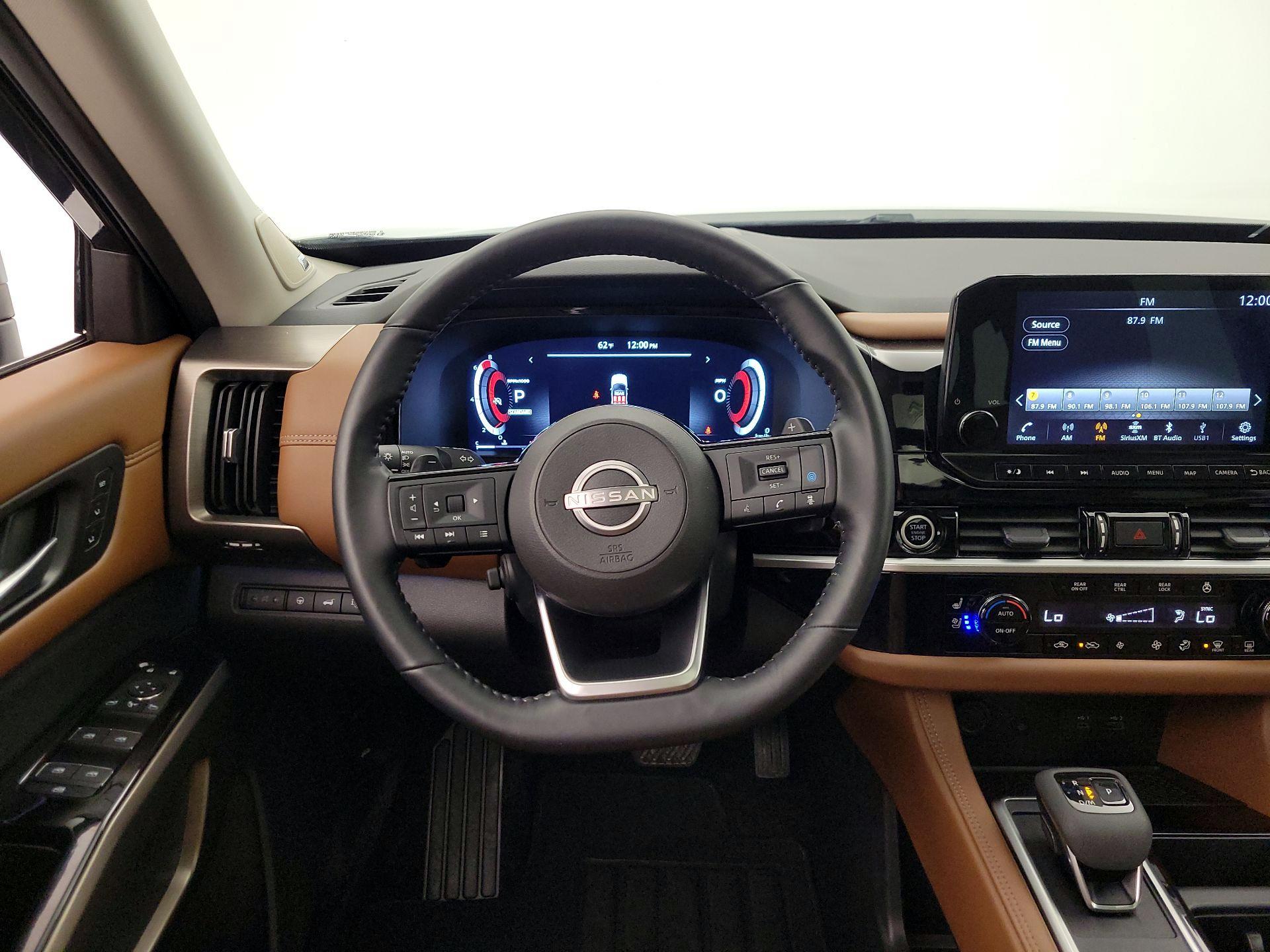 Thumbnail: 2024 Nissan Pathfinder - 10