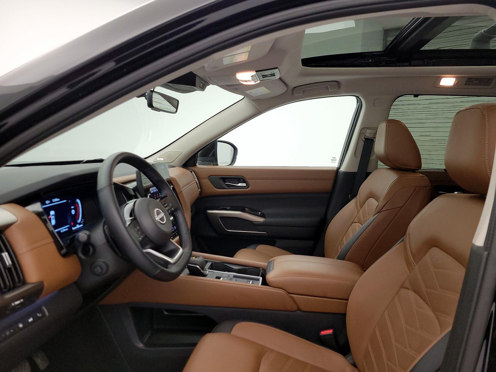 Thumbnail: 2024 Nissan Pathfinder - 19