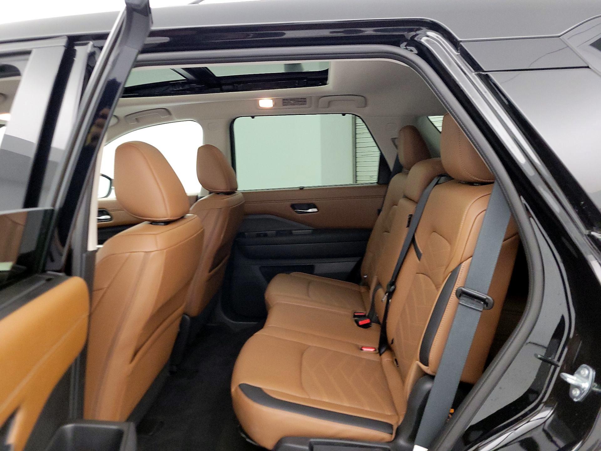 Thumbnail: 2024 Nissan Pathfinder - 20