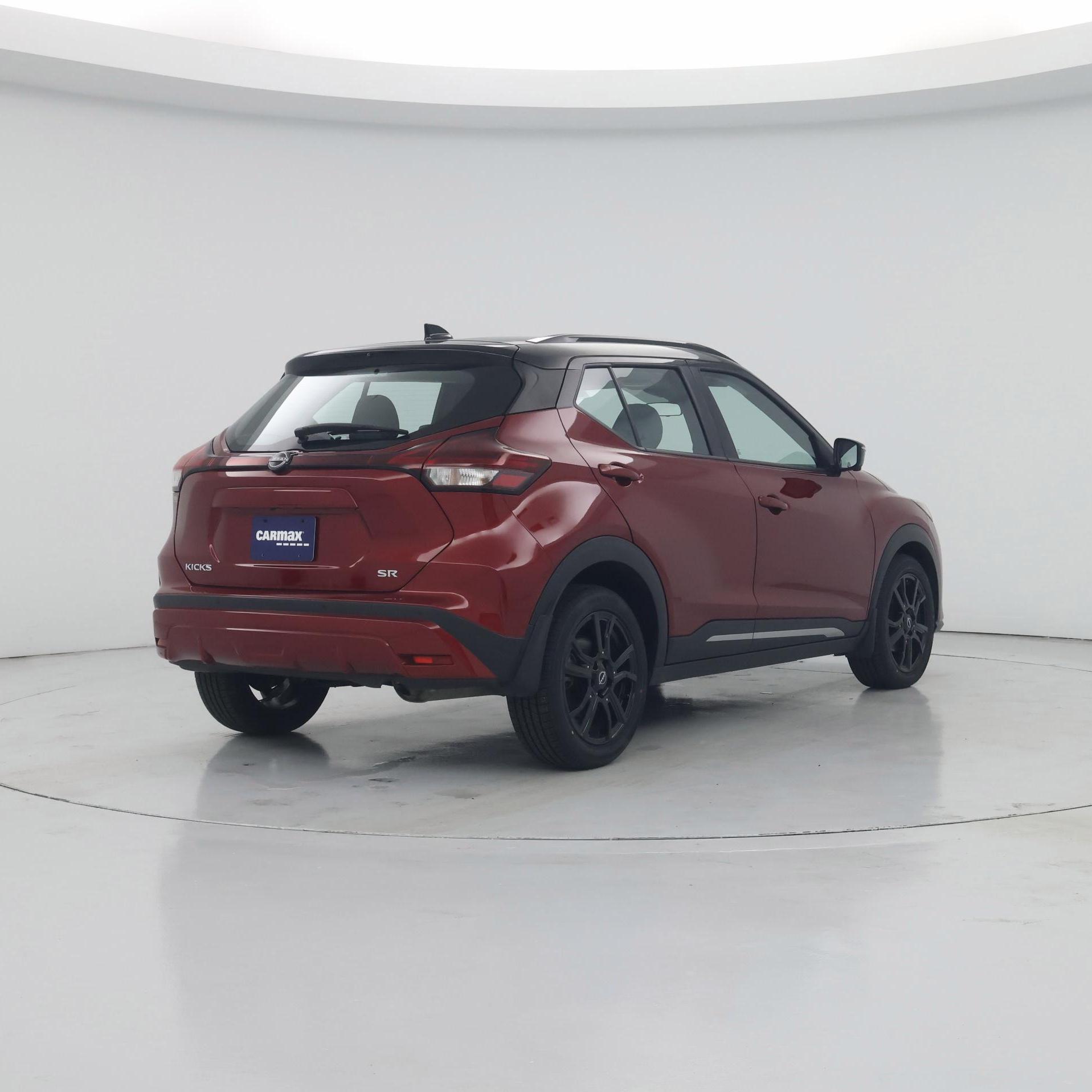 Thumbnail: 2023 Nissan Kicks - 8