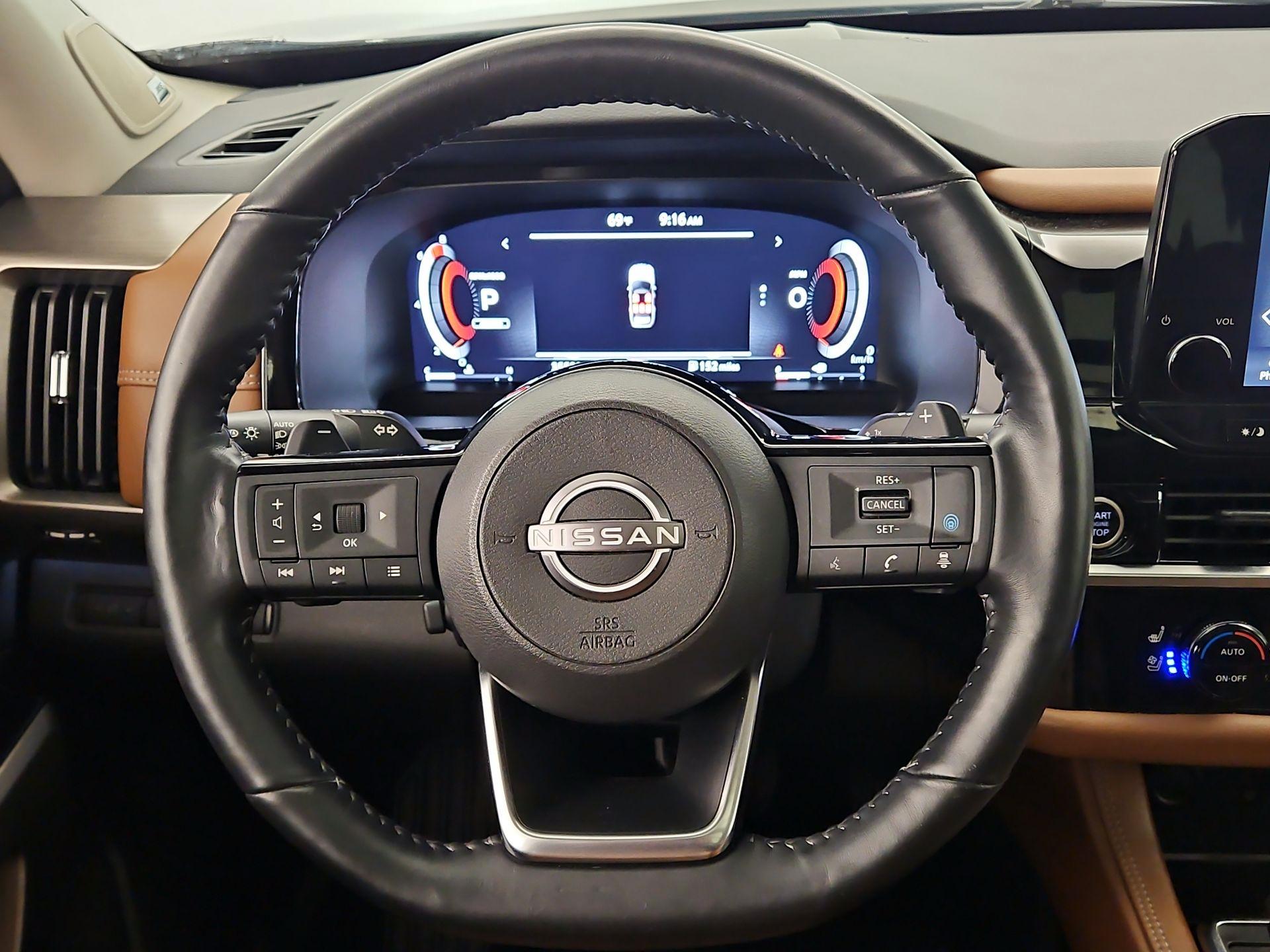 Thumbnail: 2023 Nissan Pathfinder - 10