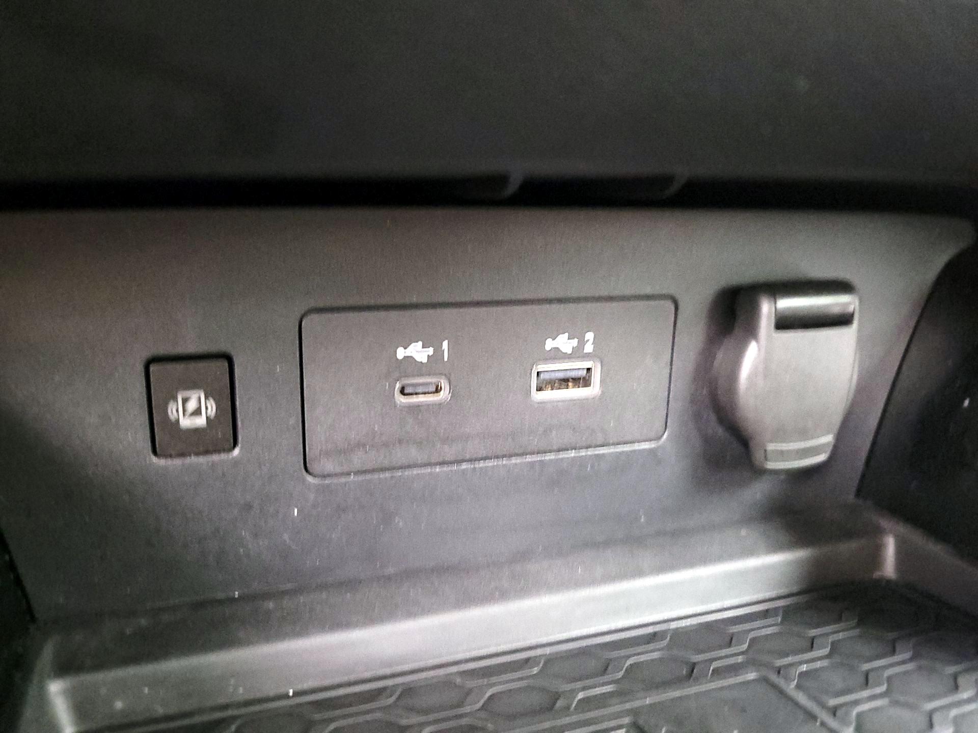 Thumbnail: 2023 Nissan Altima - 19