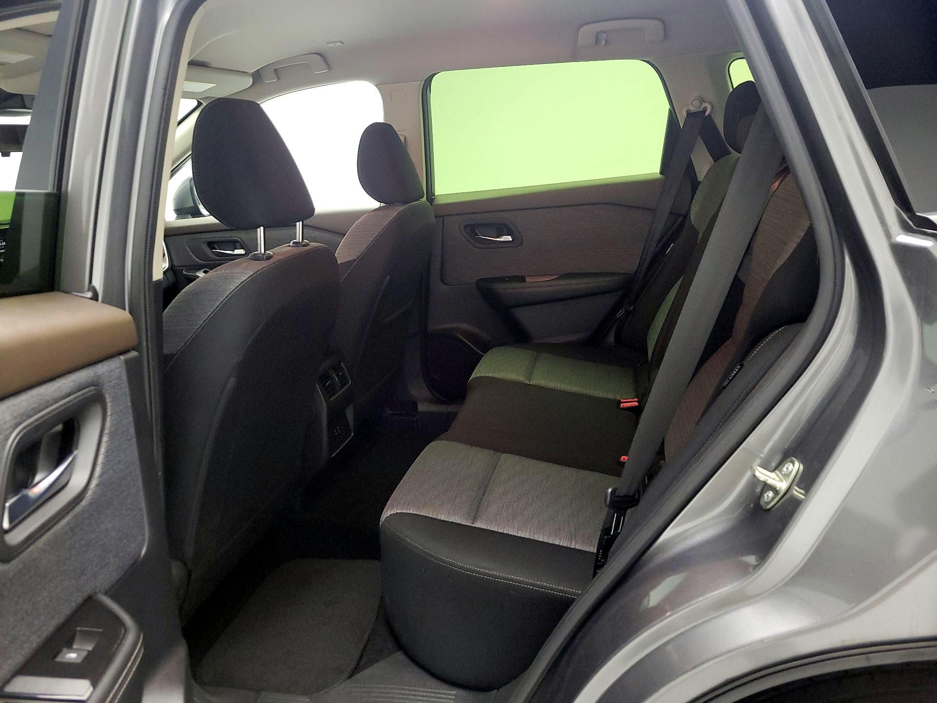 Thumbnail: 2023 Nissan Rogue - 19