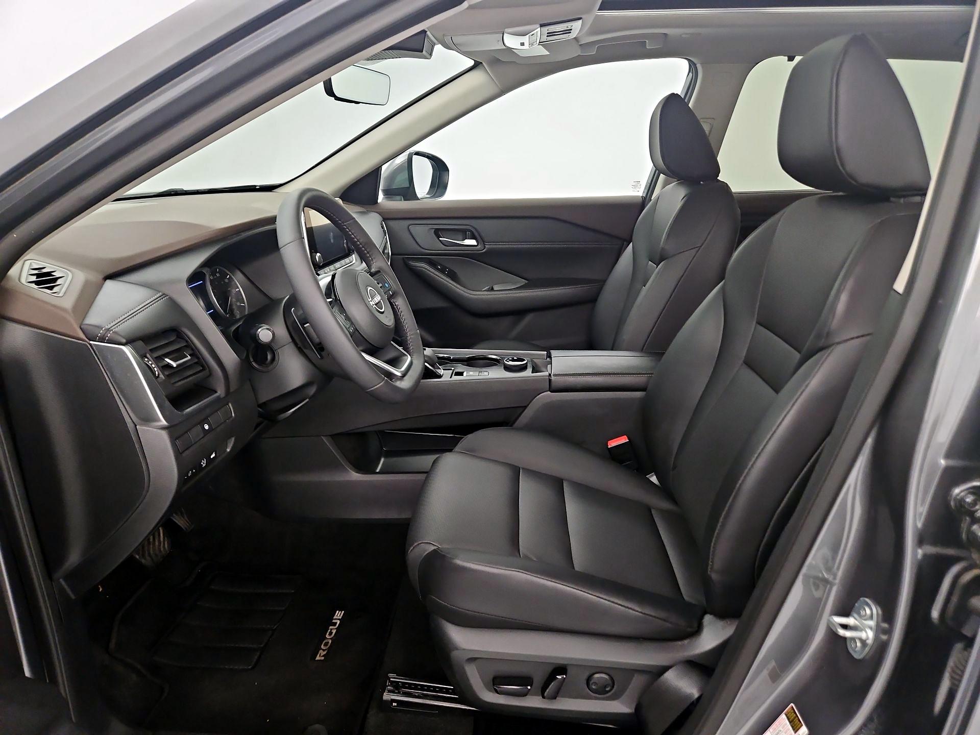 Thumbnail: 2023 Nissan Rogue - 11