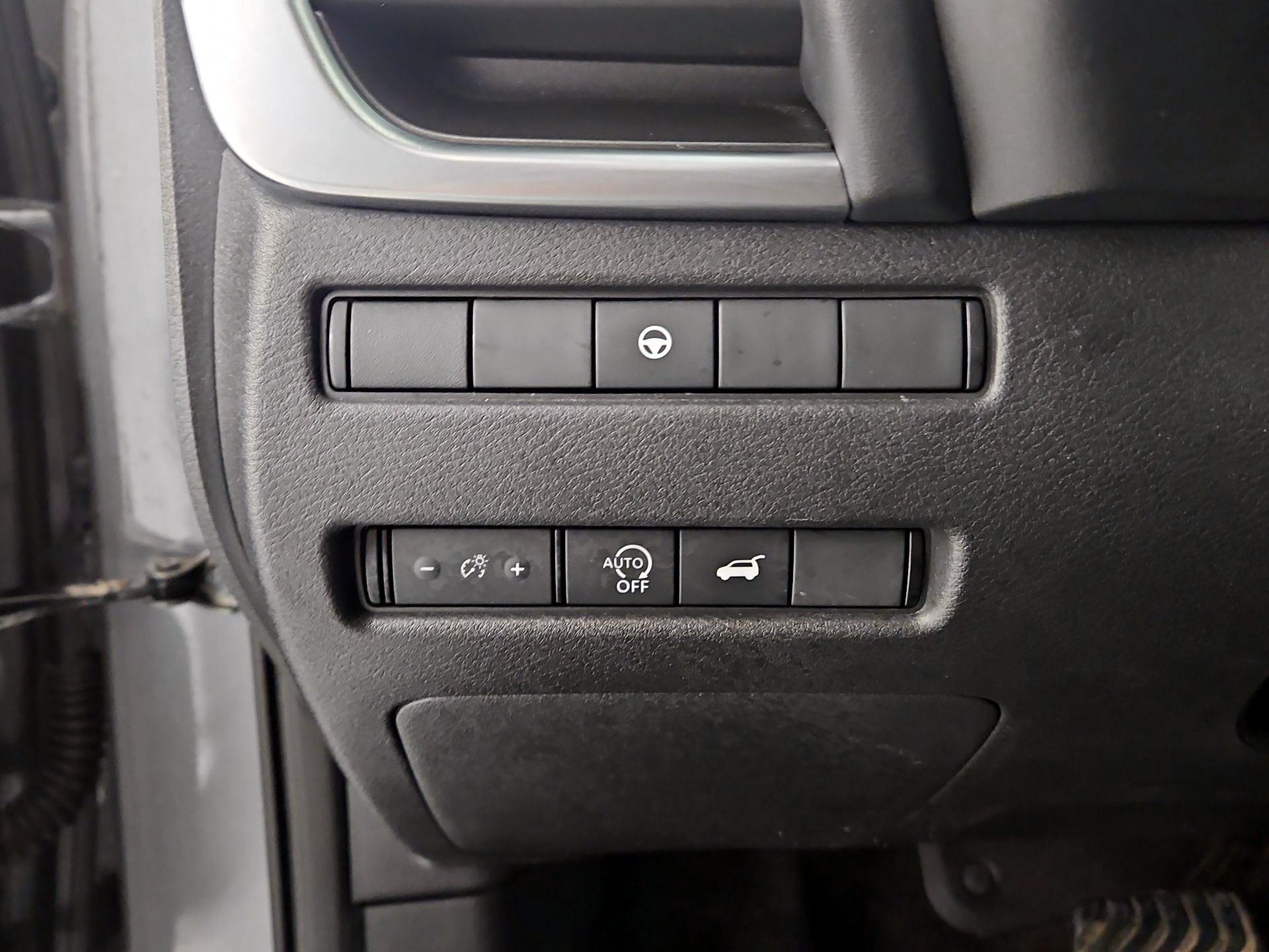 Thumbnail: 2023 Nissan Rogue - 13