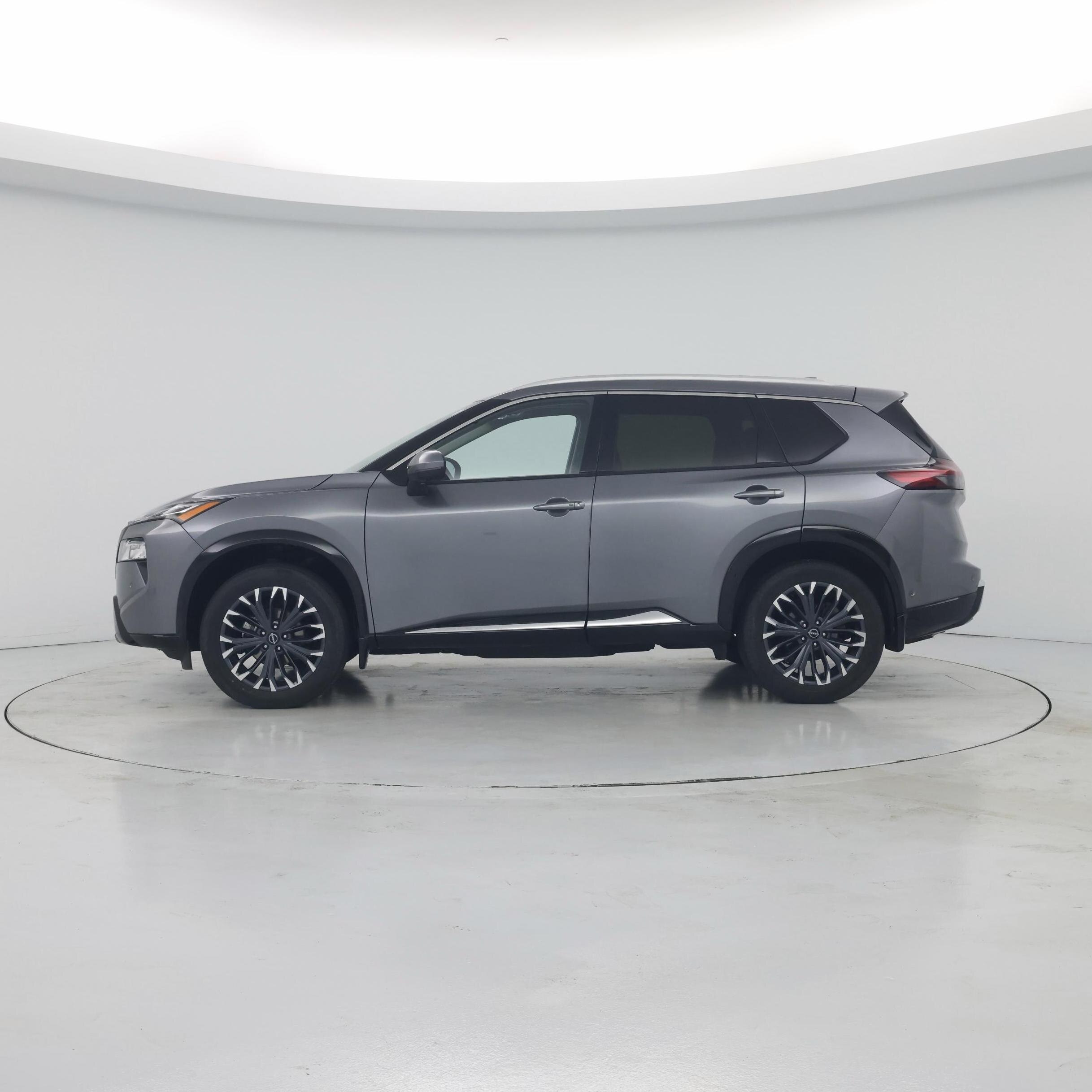 Thumbnail: 2024 Nissan Rogue - 3