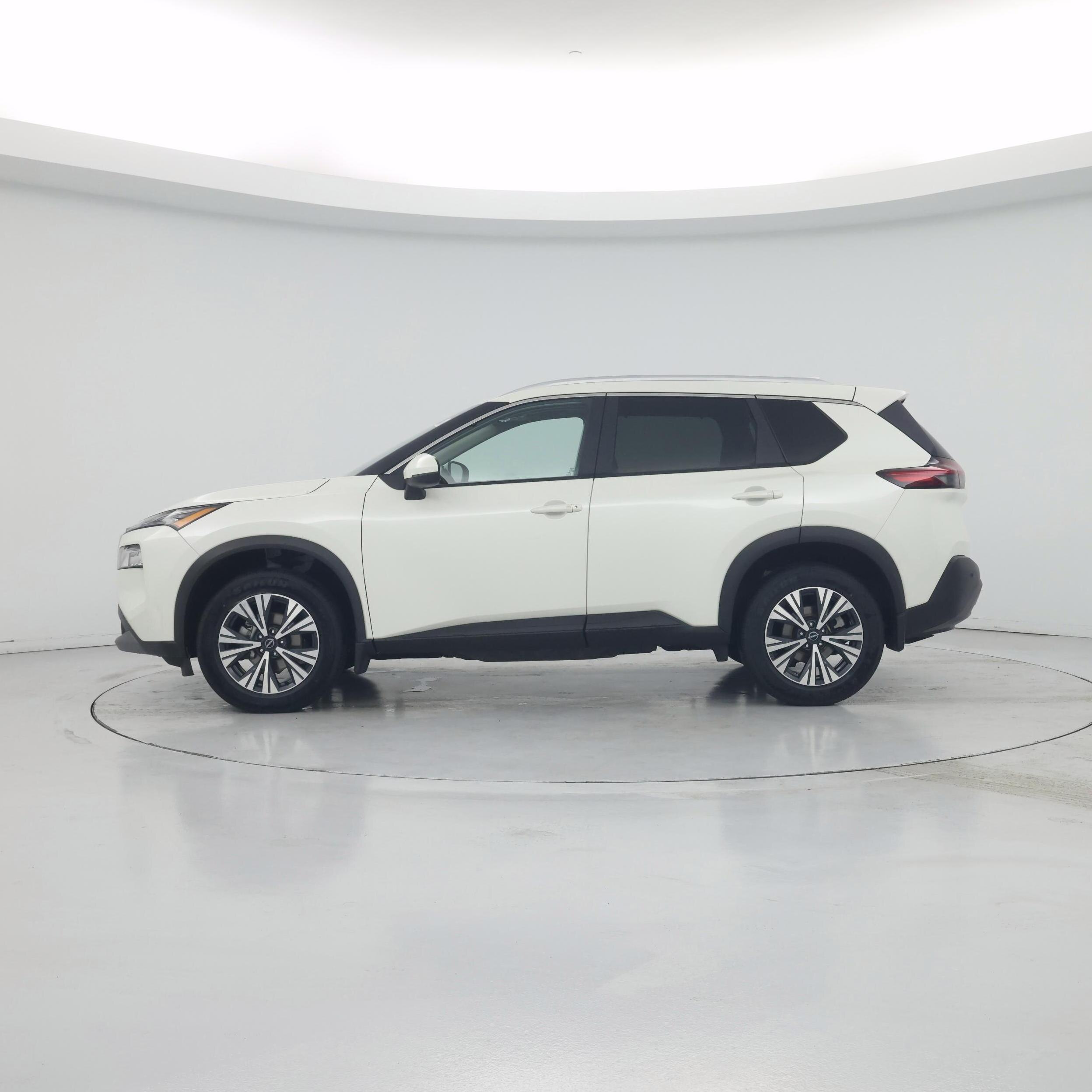 Thumbnail: 2023 Nissan Rogue - 3