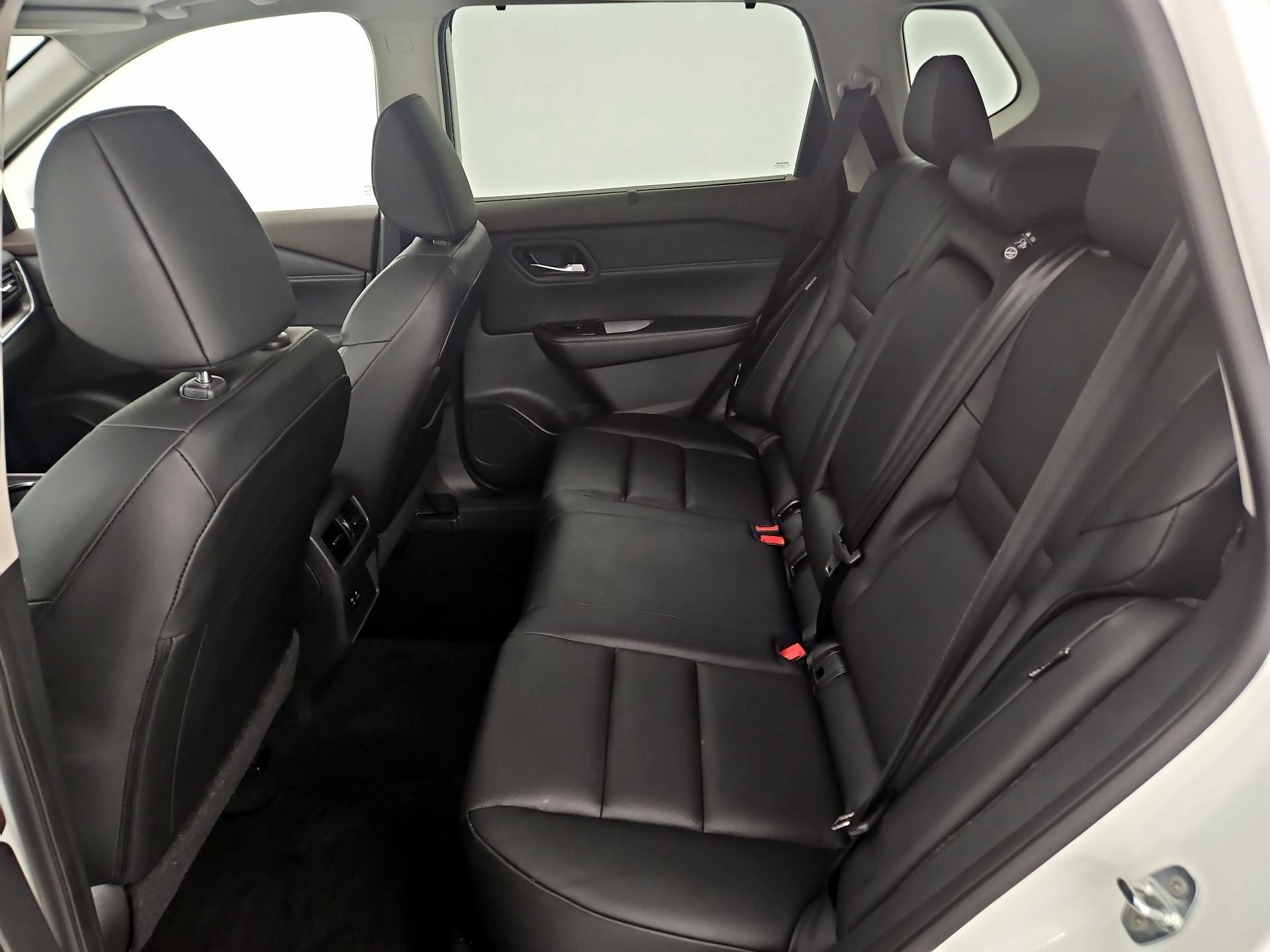 Thumbnail: 2023 Nissan Rogue - 20