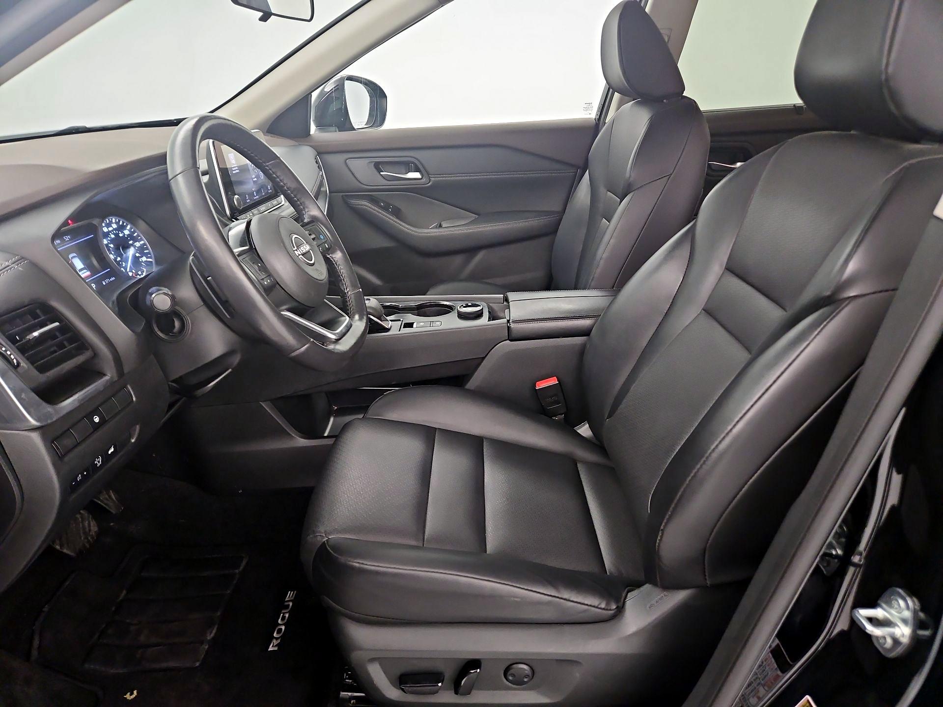 Thumbnail: 2023 Nissan Rogue - 11