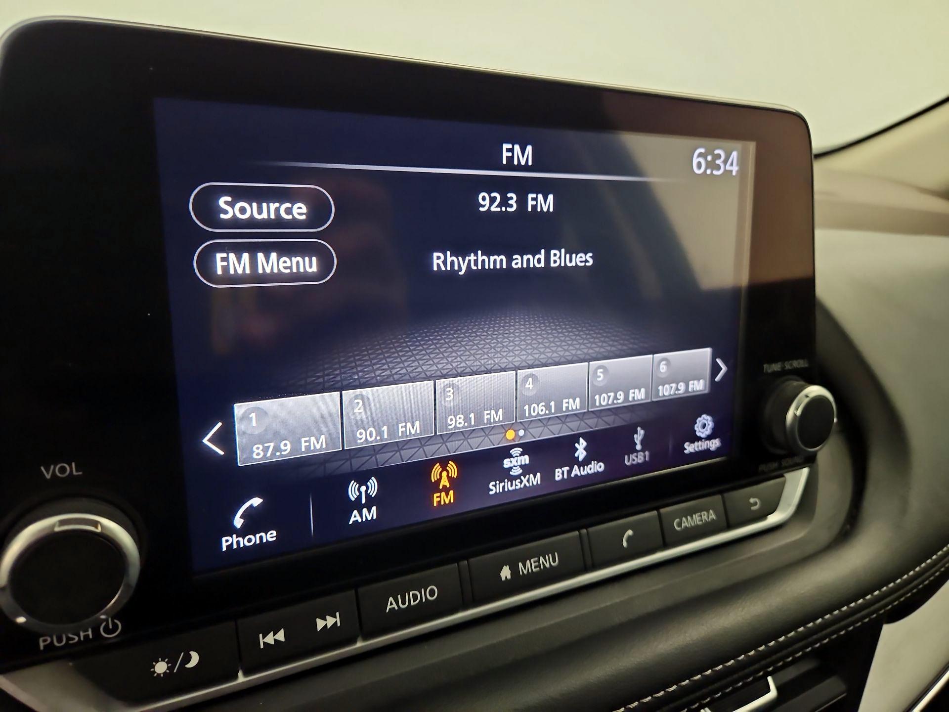 Thumbnail: 2023 Nissan Rogue - 15