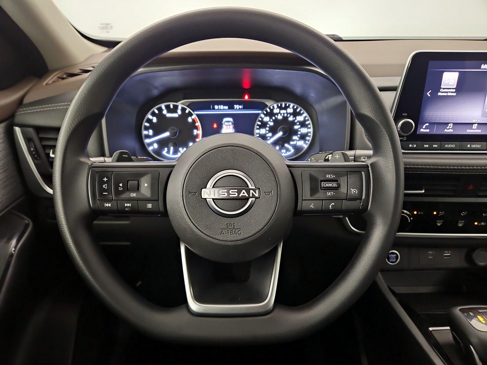 Thumbnail: 2023 Nissan Rogue - 10