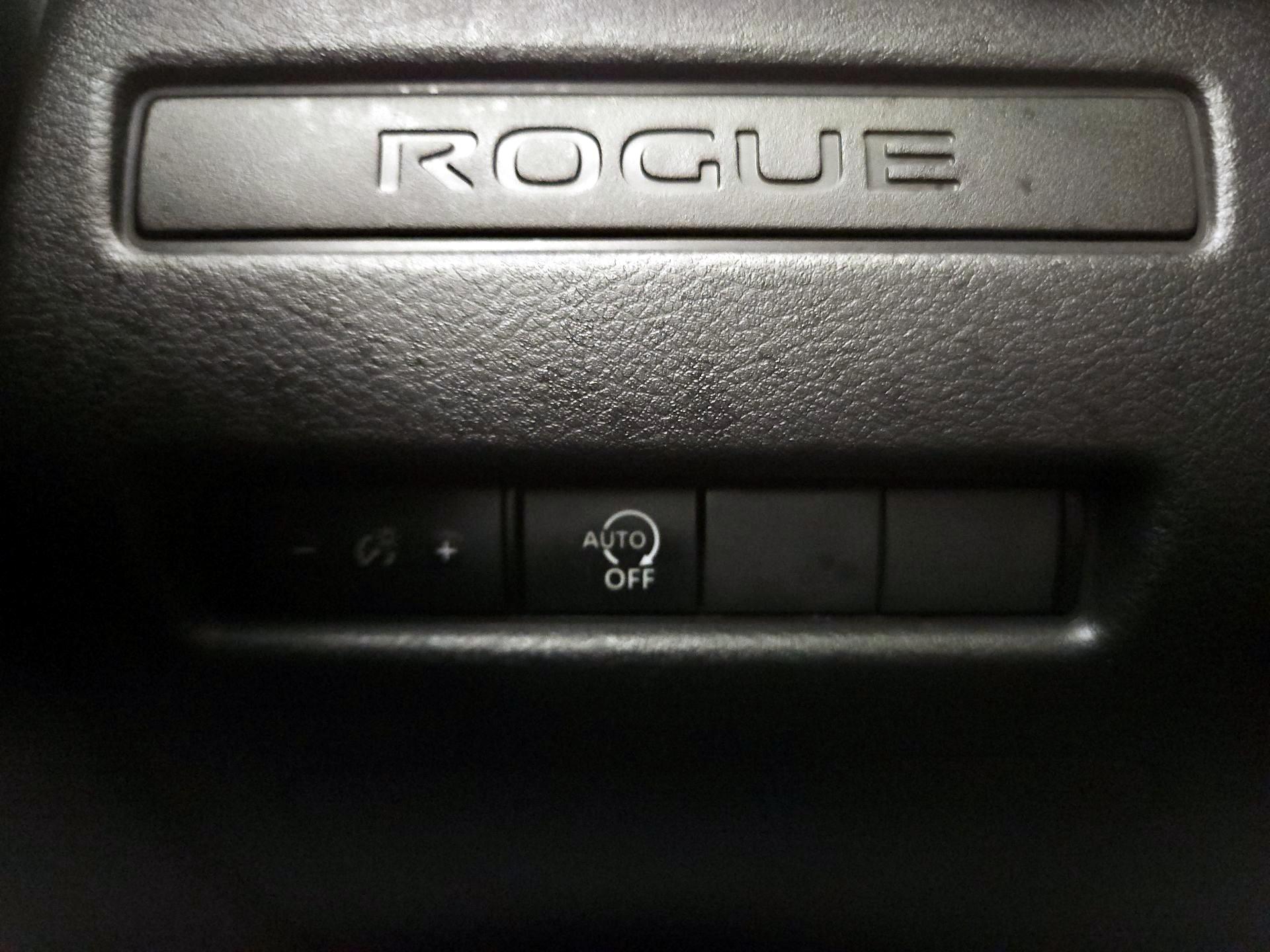 Thumbnail: 2023 Nissan Rogue - 13