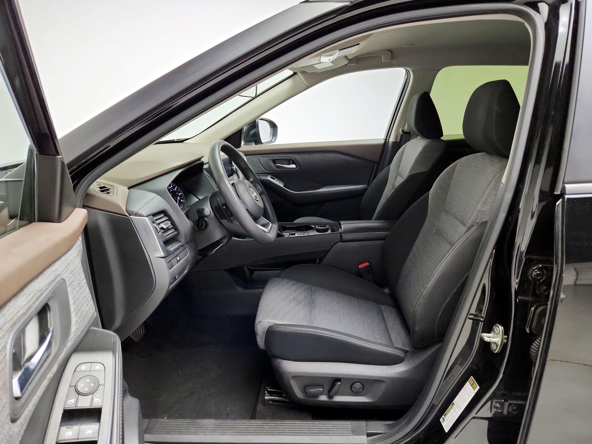 Thumbnail: 2023 Nissan Rogue - 11