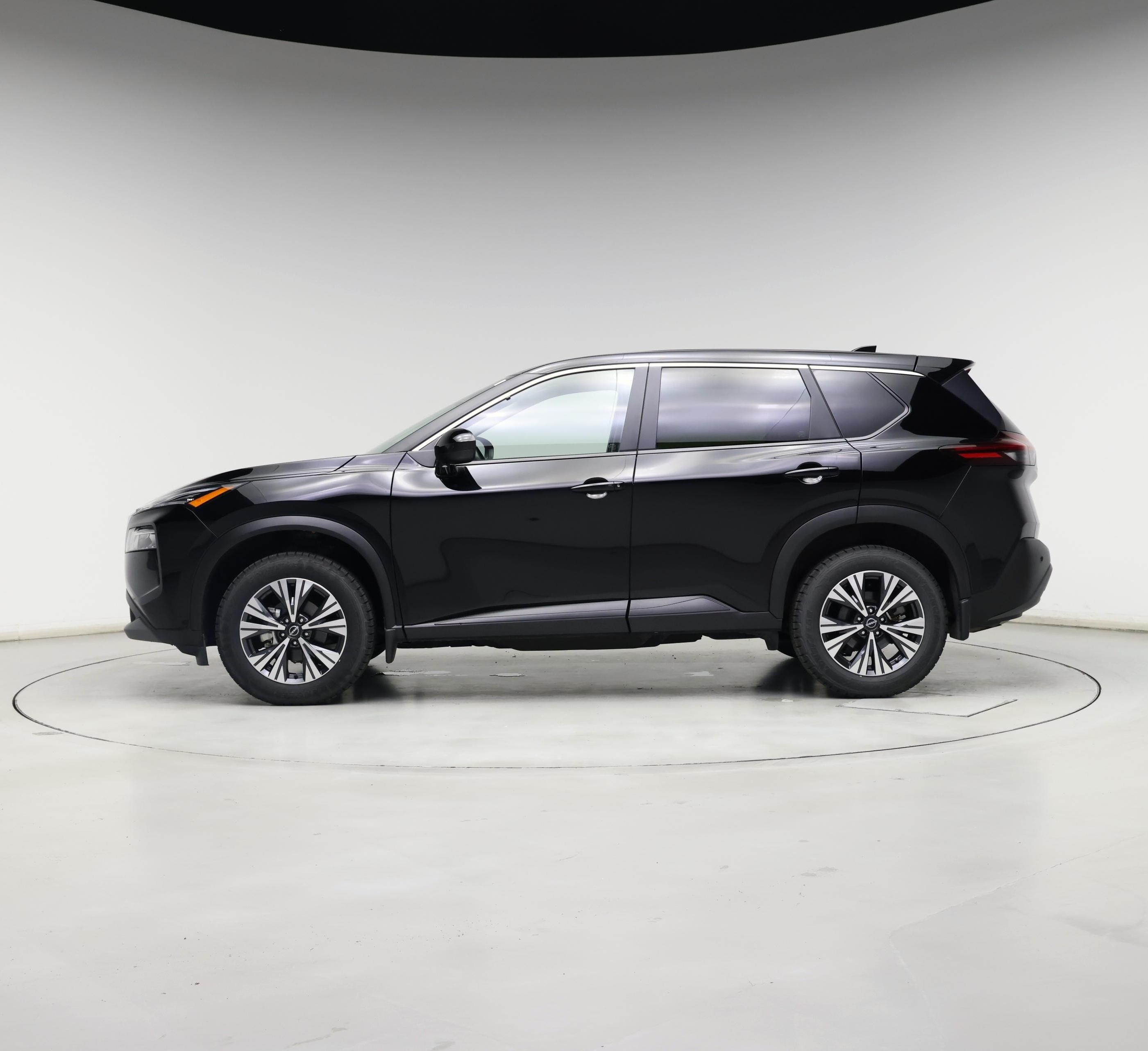 Thumbnail: 2023 Nissan Rogue - 3