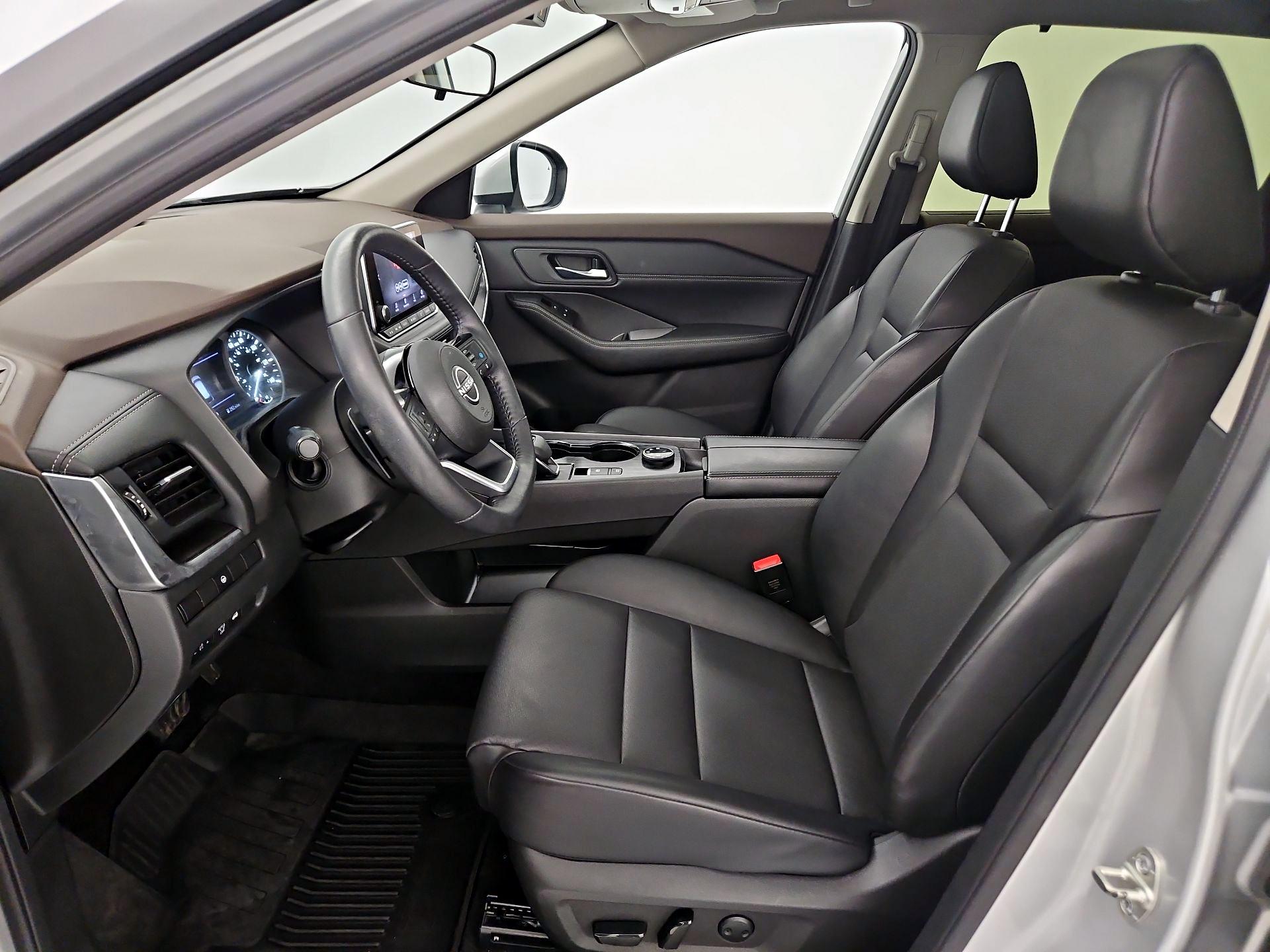 Thumbnail: 2023 Nissan Rogue - 11