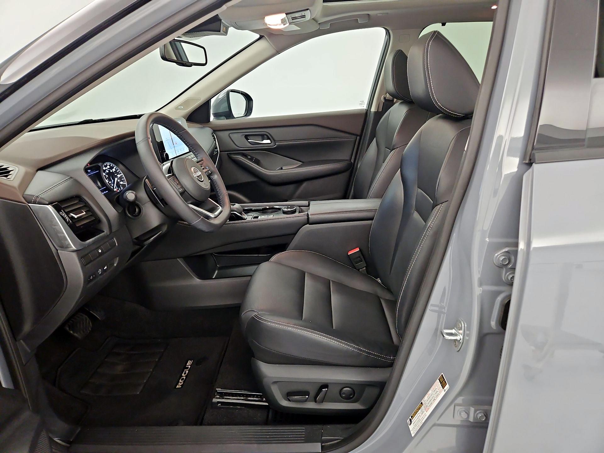 Thumbnail: 2023 Nissan Rogue - 11