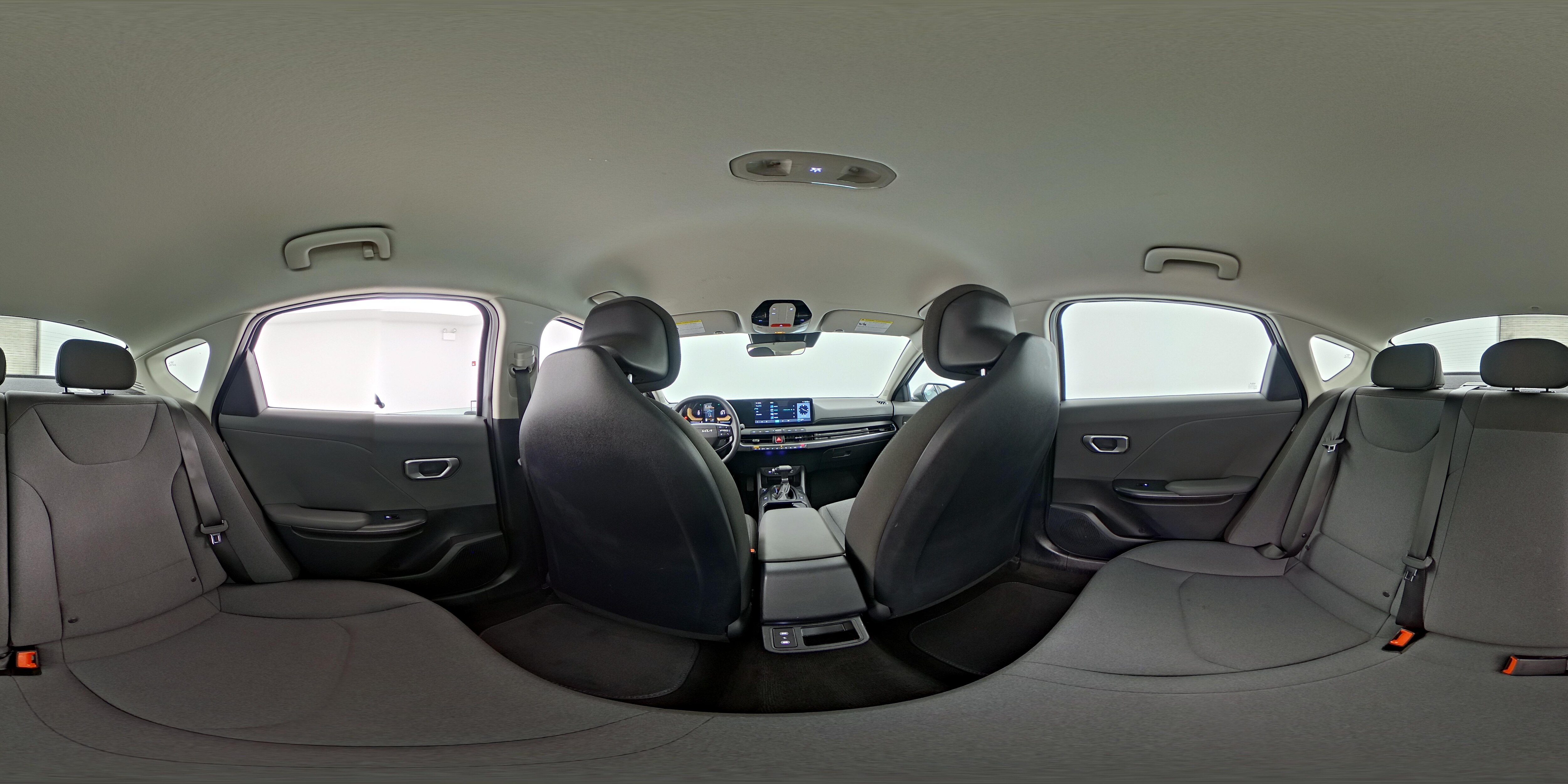2025 Kia K4 LXS - Photo 25