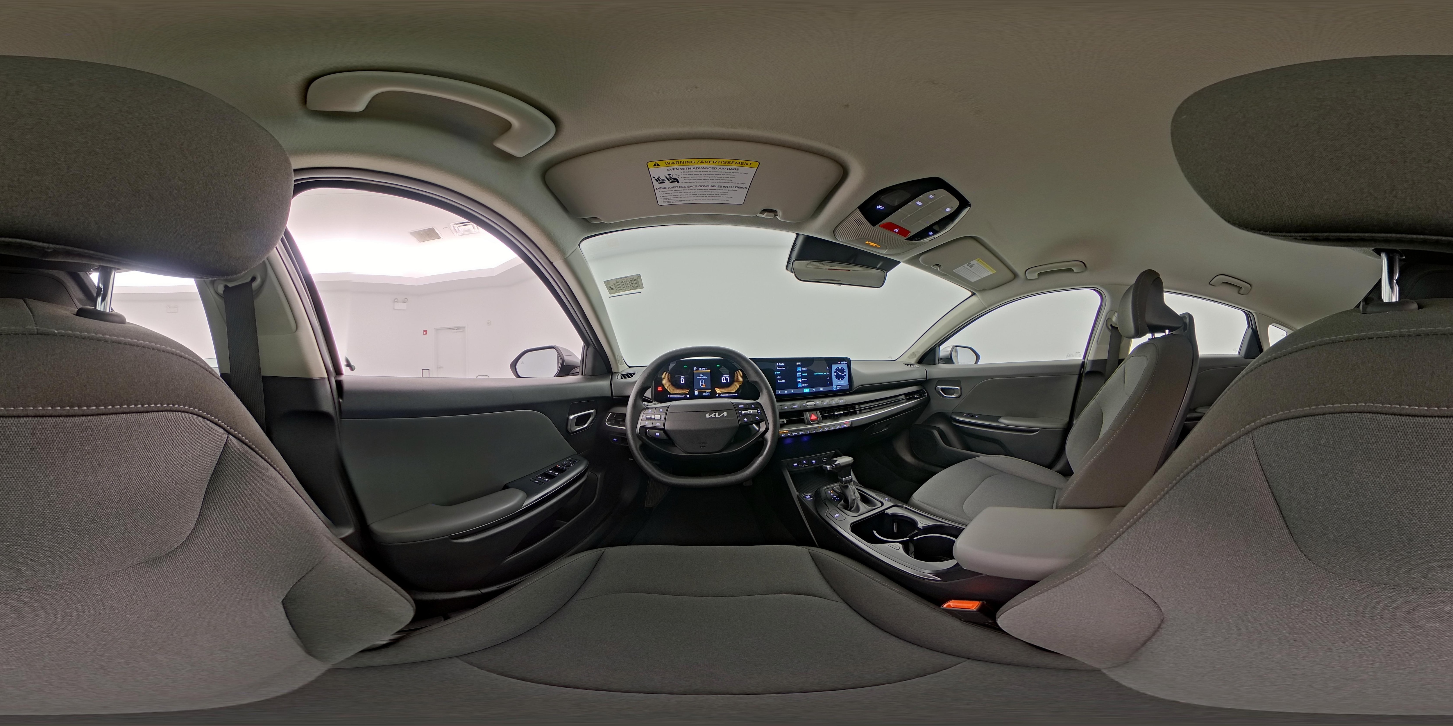 2025 Kia K4 LXS - Photo 26