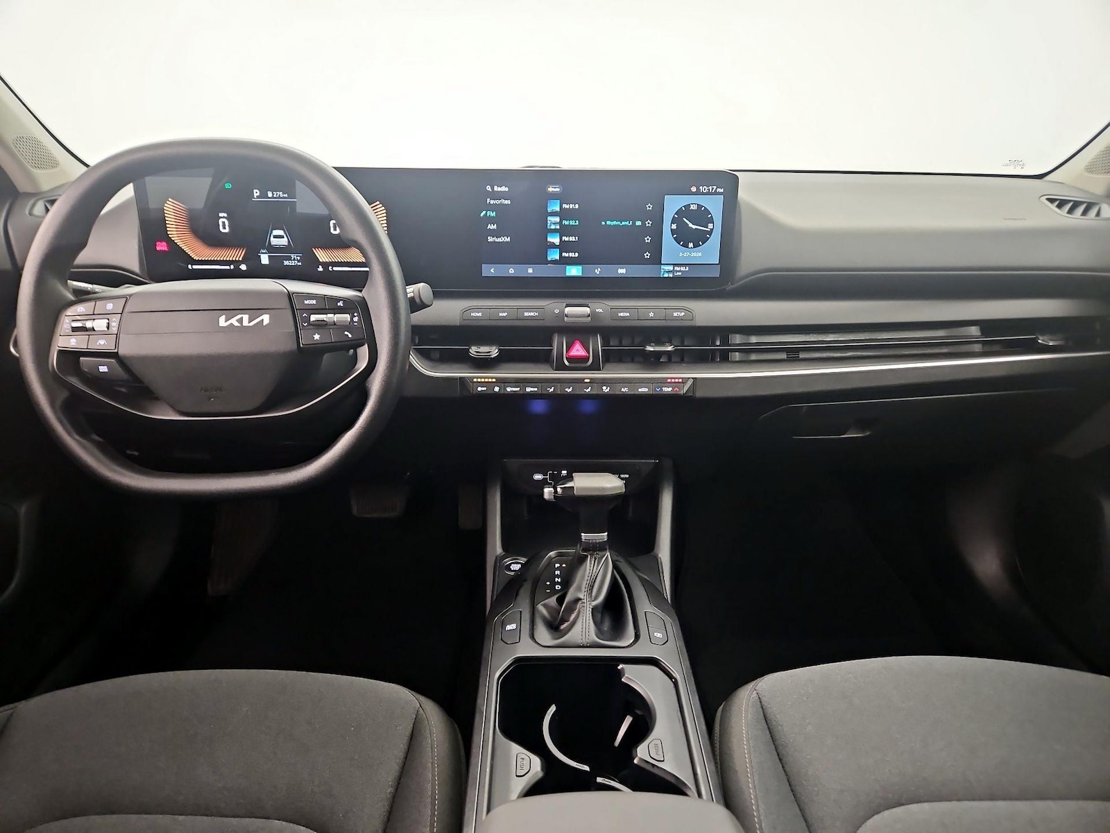 2025 Kia K4 LXS - Photo 10